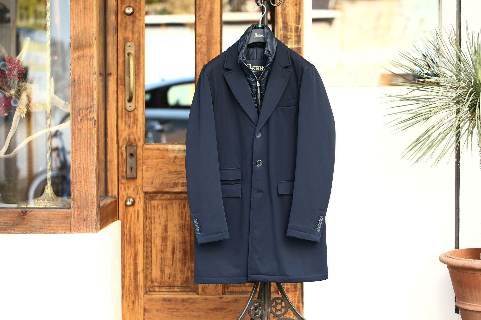 HERNO(ヘルノ) CA0057U Chester coat チェスターコート LoroPiana ロロピアーナ STORM SYSTEM WOOL HERNO TECH 中綿入り ウール チェスターコート NAVY (ネイビー・9290) Made in italy (イタリア製) 2017 秋冬新作 愛知 名古屋 Alto e Diritto アルト エ デリット herno ヘルノ ダウンコート ビジネススタイル