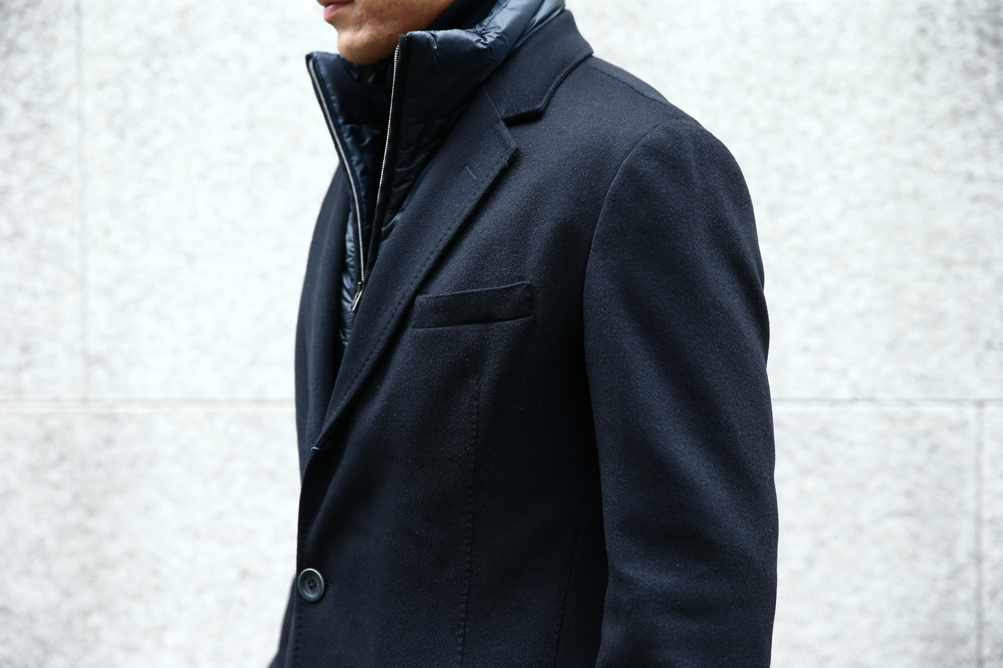 【HERNO / ヘルノ】 CA0058U Cashmere Chester coat カシミア チェスターコート PIACENZA ピアツェンツァ CASHMERE DROPGLIDE NYLON ULTRALIGHT 中綿入り カシミア チェスターコート NAVY (ネイビー・9200) Made in italy (イタリア製) 2017 秋冬新作 愛知 名古屋 Alto e Diritto アルト エ デリット herno ヘルノ ダウンコート ビジネススタイル