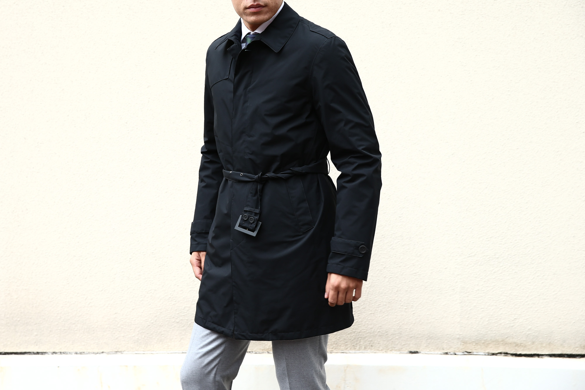 【HERNO / ヘルノ】 PI077UL LAMINAR Belted coat (ラミナー ベルテッドコート) GORE-TEX (ゴアテックス) 完全防水 ステンカラー シングル ベルテッドコート BLACK (ブラック・9300) 2017 秋冬新作 愛知 名古屋 herno ヘルノ ダウンコート 42,44,46,48,50,52,54