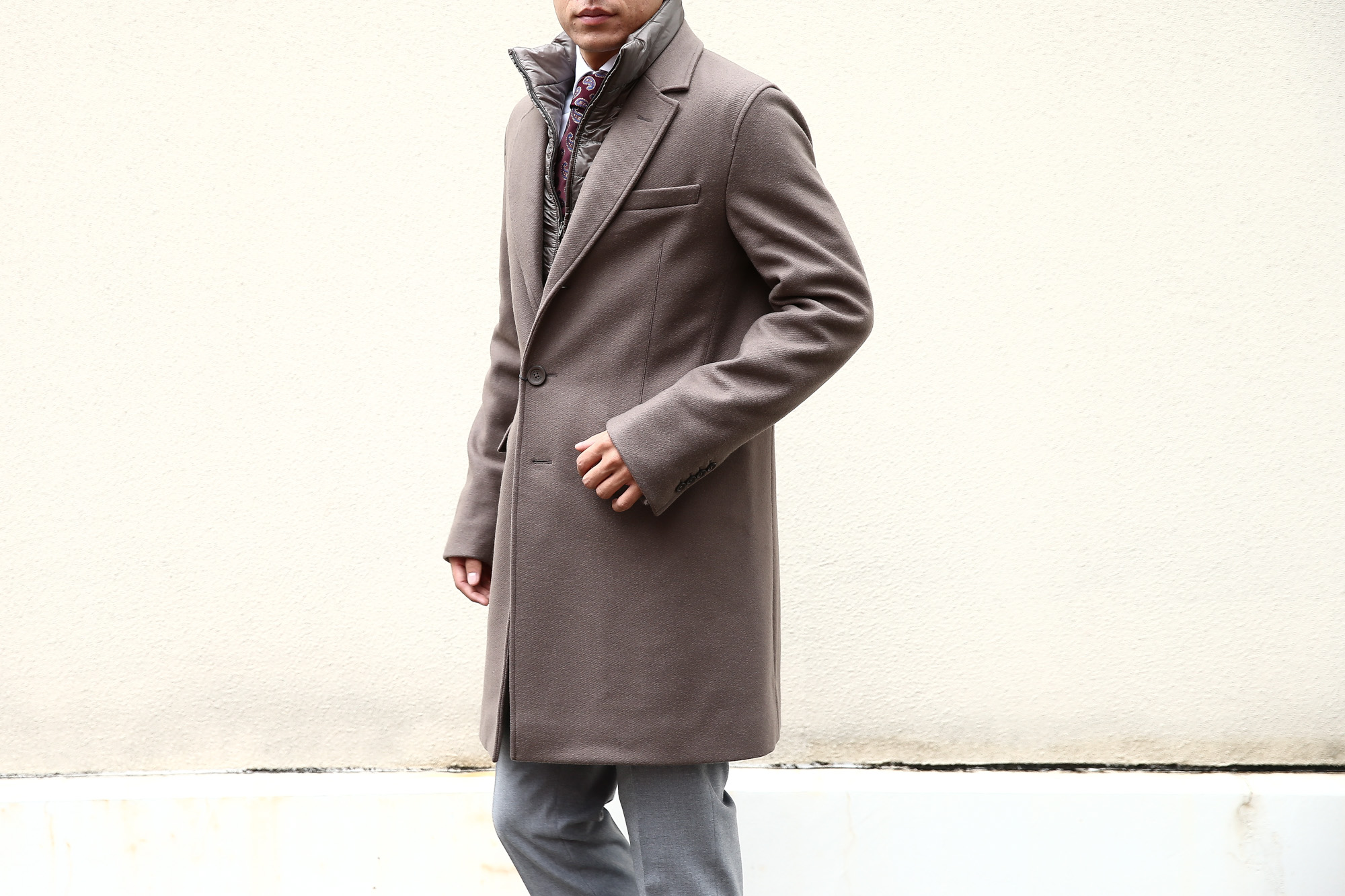 【HERNO / ヘルノ】 CA0045U Chester coat チェスターコート LANA DIAGONALE NYLON ULTRALIGHT 中綿入り ウールチェスターコート LIGHT BROWN (ライトブラウン・2700) Made in italy (イタリア製) 2017 秋冬新作　愛知 名古屋 Alto e Diritto アルト エ デリット herno ヘルノ ダウンコート ビジネススタイル