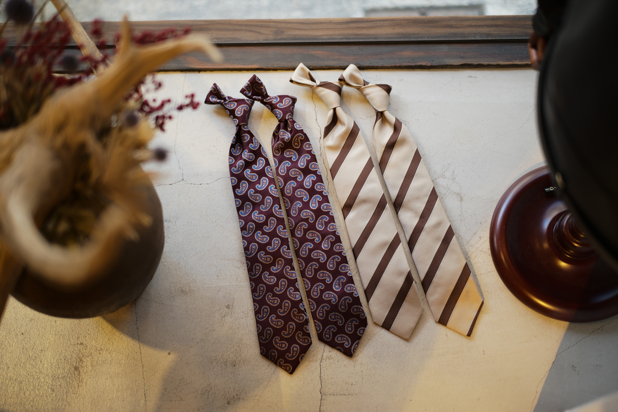 ISAIA (イザイア) PAISLEY TIE (ペイズリータイ) シルク ジャガード ペイズリー ネクタイ WINE (ワイン・04) / STRIPE TIE (ストライプタイ) シルク ジャガード ストライプ ネクタイ GOLD (ゴールド・01) Handmade in italy (イタリア製) 2017 秋冬新作 isaia スーツ ネクタイ 愛知 名古屋 Alto e Diritto アルト エ デリット