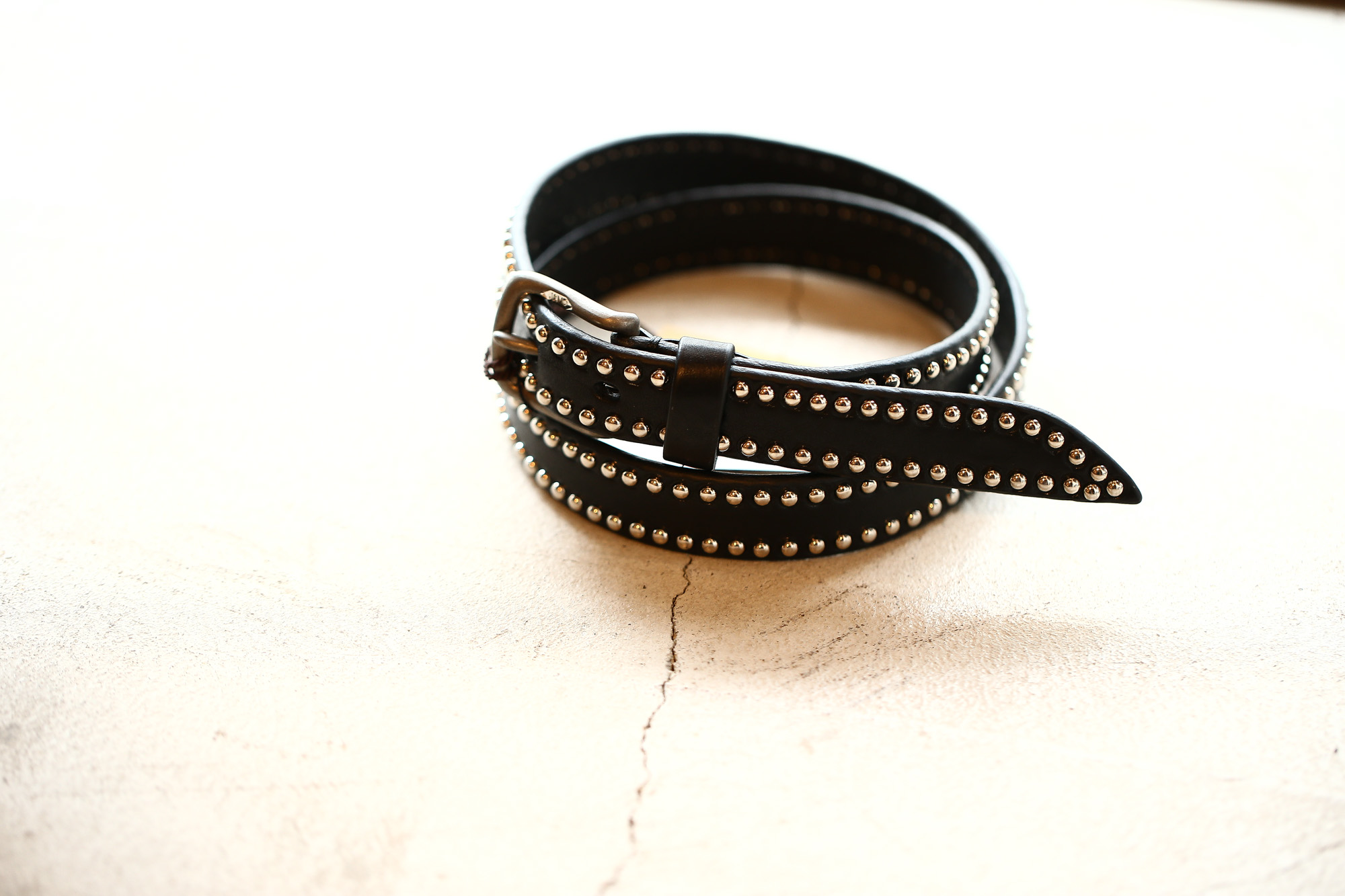 J&M DAVIDSON (ジェイアンドエムデヴィッドソン) NARROW SIDE STUDS BELT 25MM (ナロー サイド スタッズ ベルト 25mm) COWHIDE LEATHER (カウハイドレザー) スタッズベルト BLACK (ブラック・999) Made in italy (イタリア製) 2017 秋冬新作 jmdavidson jandmdavidson ジェイエム 愛知 名古屋 Alto e Diritto アルト エ デリット ベルト