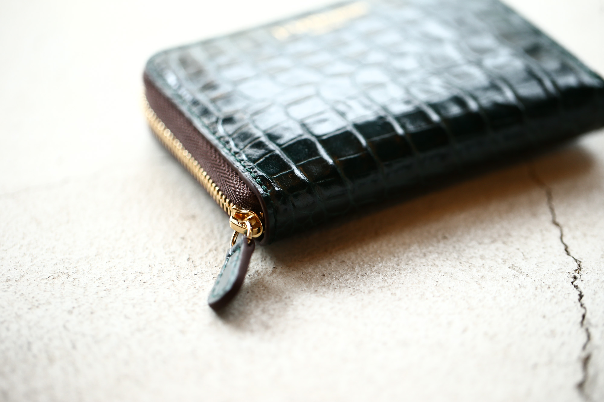 J&M DAVIDSON (ジェイアンドエムデヴィッドソン) SMALL ZIP PURSE (スモール ジップ パース) 7444 SMALL MOCK CROC (クロコダイル型押し) 折財布 ショートウォレット BOTTLE GREEN / NIGTH (ボトルグリーン / ナイト・4800) Made in spain (スペイン製)　2017 秋冬新作 jandmdavidosn smallzippurse サイフ ウォレット ジェイエムデヴィッドソン 愛知 名古屋 Alto e Diritto アルト エ デリット