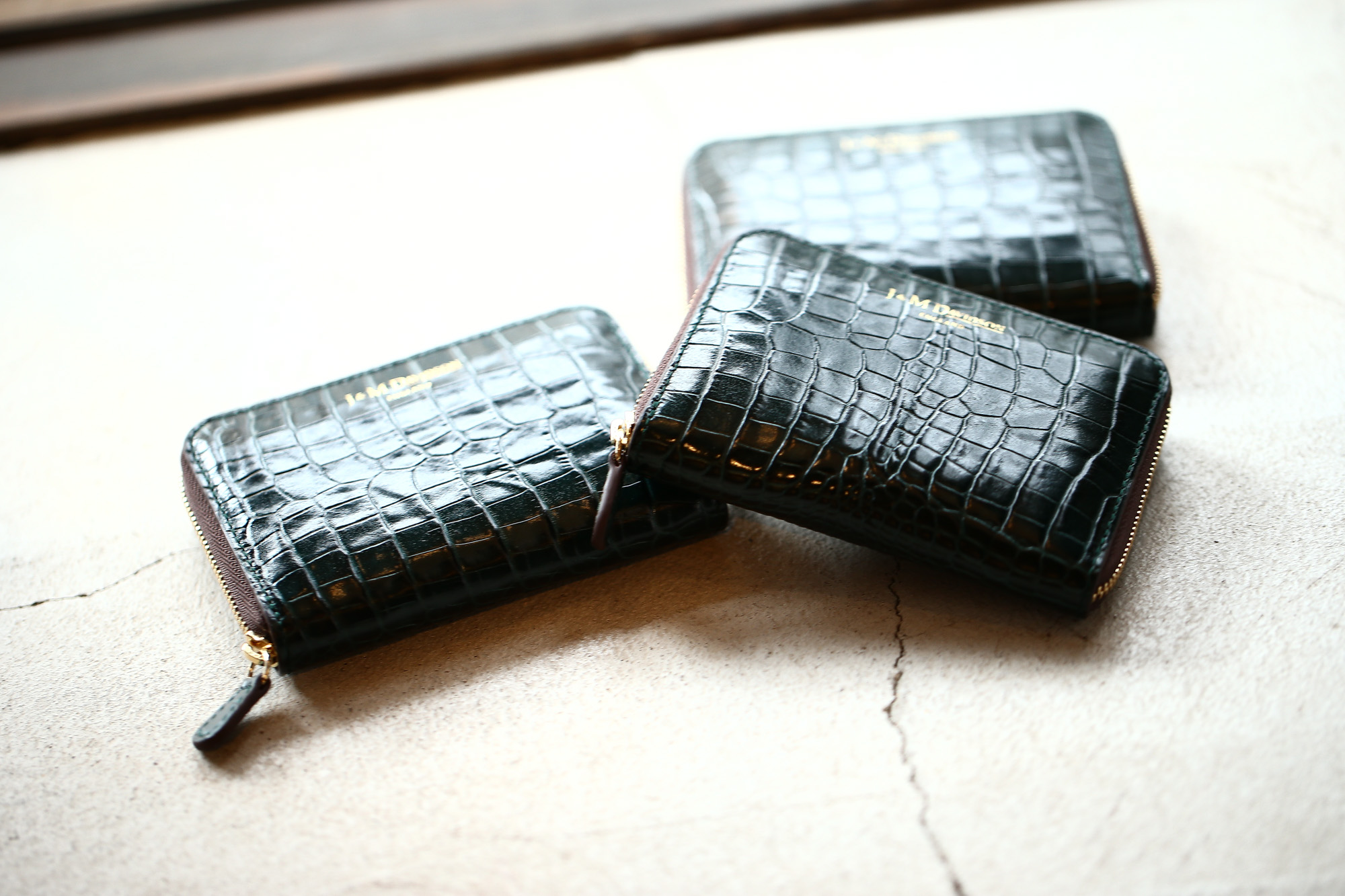 J&M DAVIDSON (ジェイアンドエムデヴィッドソン) SMALL ZIP PURSE (スモール ジップ パース) 7444 SMALL MOCK CROC (クロコダイル型押し) 折財布 ショートウォレット BOTTLE GREEN / NIGTH (ボトルグリーン / ナイト・4800) Made in spain (スペイン製)　2017 秋冬新作 jandmdavidosn smallzippurse サイフ ウォレット ジェイエムデヴィッドソン 愛知 名古屋 Alto e Diritto アルト エ デリット