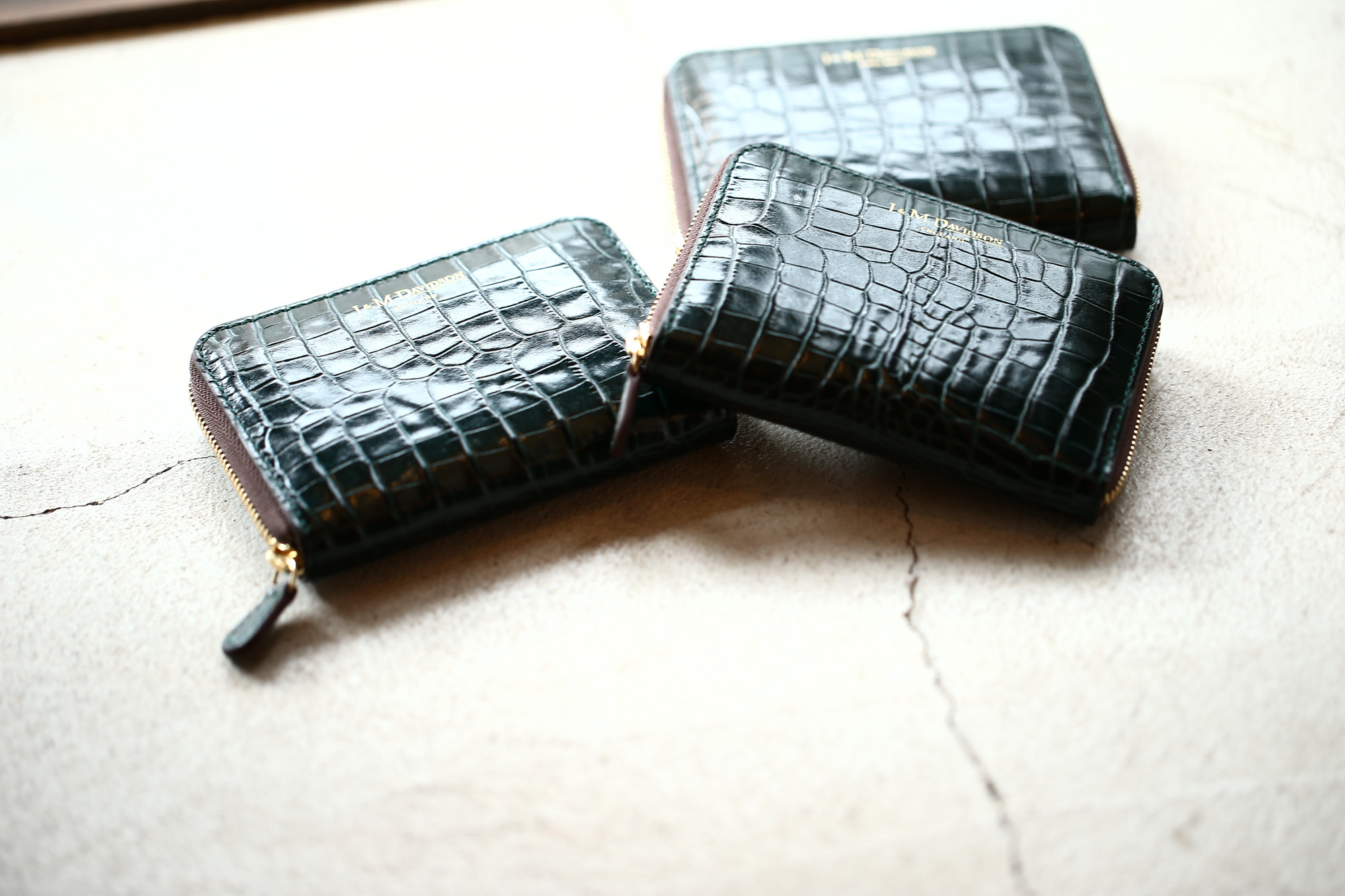 J&M DAVIDSON (ジェイアンドエムデヴィッドソン) SMALL ZIP PURSE (スモール ジップ パース) 7444 SMALL MOCK CROC (クロコダイル型押し) 折財布 ショートウォレット BOTTLE GREEN / NIGTH (ボトルグリーン / ナイト・4800) Made in spain (スペイン製)　2017 秋冬新作 jandmdavidosn smallzippurse サイフ ウォレット ジェイエムデヴィッドソン 愛知 名古屋 Alto e Diritto アルト エ デリット