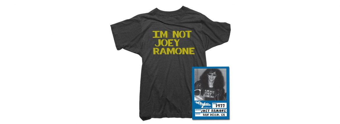 WORN FREE(ウォーンフリー) IM NOT JOEY RAMONE RAMONES(ジョーイ・ラモーン ラモーンズ) 1977 SAN DEIGO.CA プリントTシャツ バンドTシャツ ロックTシャツ BLACK(ブラック) 2018春夏 wornfree ウォーンフリー 愛知　名古屋 ZODIAC ゾディアック ramonesラモーンズ ラモンズ bandtee rocktee