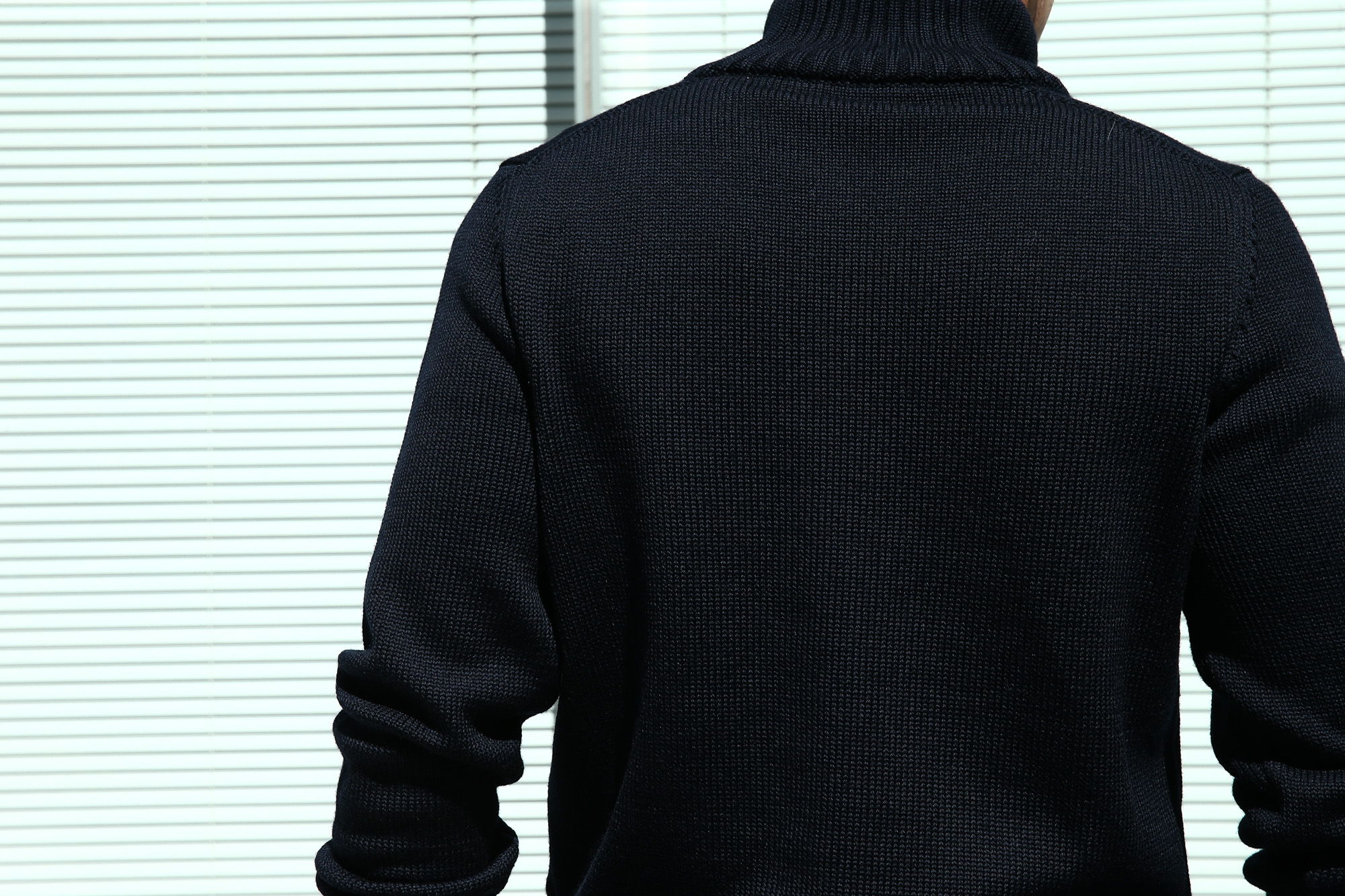 ZANONE(ザノーネ)  【CHIOTO ・KYOTO / キョウト・キョート】 810740 z0229 LONG SLEEVES ミドルゲージ ニットジャケット ニットブルゾン 【BLACK / ブラック・Z0015】  2017 秋冬新作 zanone ザノーネ ニット キョウト 愛知 名古屋 Alto e Diritto アルト エ デリット