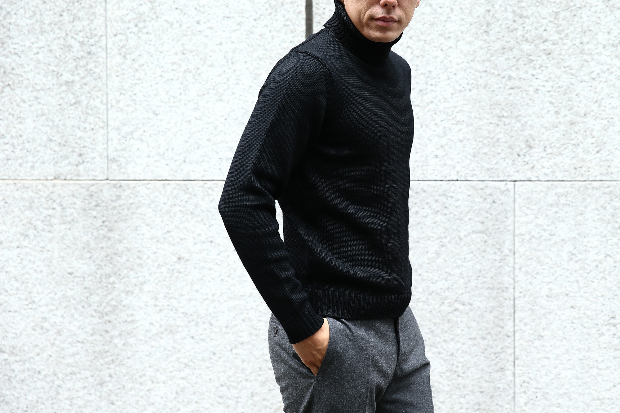 ZANONE (ザノーネ) Turtle Neck Sweater (タートルネックセーター) VIRGIN WOOL 100% ミドルゲージ ウールニット セーター BLACK (ブラック・Z0015) made in italy (イタリア製) 2017 秋冬新作 zanone ニット クルーネック 愛知 名古屋 Alto e Diritto アルト エ デリット