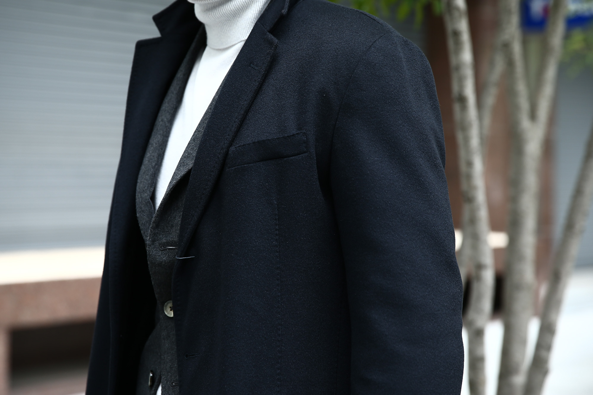 【HERNO // ヘルノ】 CA0058U Cashmere Chester coat カシミア チェスターコート PIACENZA ピアツェンツァ CASHMERE DROPGLIDE NYLON ULTRALIGHT 中綿入り カシミア チェスターコート NAVY (ネイビー・9200) Made in italy (イタリア製) 2017 秋冬新作 愛知 名古屋 Alto e Diritto アルト エ デリット herno ヘルノ ダウンコート ビジネススタイル