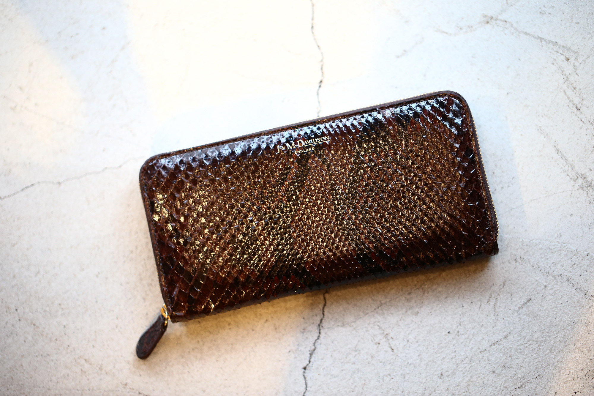 J&M DAVIDSON (ジェイアンドエムデヴィッドソン) ELONGATED ZIP WALLET (エロンゲーテッド ジップ ウォレット) 10069 PYTHON LEATHER / CALF LEATHER (パイソンレザー / カーフレザー) 長財布 ウォレット DK BROWN / PETROL (ダークブラウン / ペトロール・6800) Made in spain (スペイン製) 2017秋冬新作  JMDAVIDOSN JANDMDAVIDSON 愛知 名古屋 Alto e Diritto アルト エ デリット