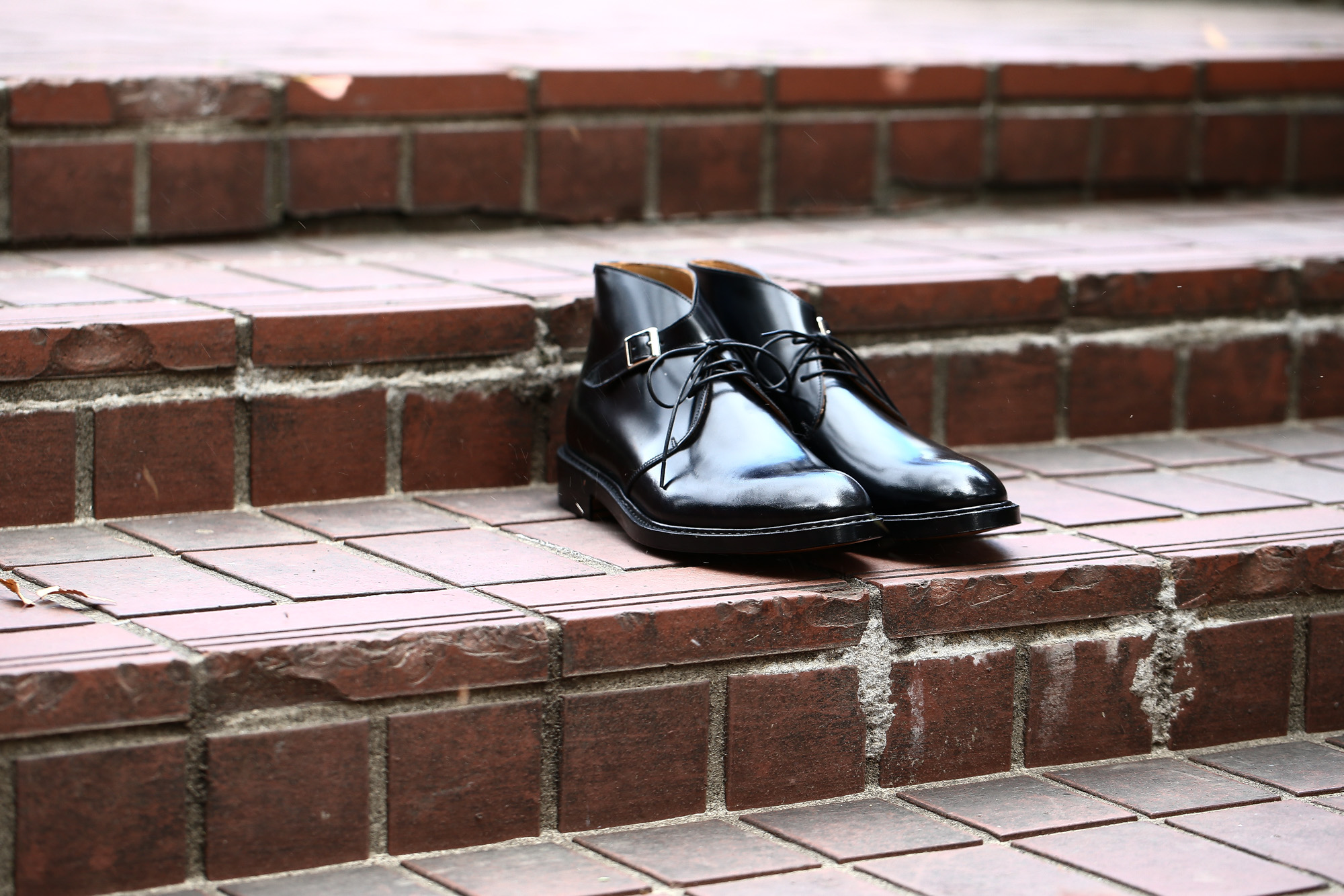 Cuervo (クエルボ) 【Derringer Cordovan / デリンジャー コードバン】　Shell Cordovan シェルコードバンレザー Goodyear Welt Process  Double Leather Sole Chukka Boots チャッカブーツ  BLACK(ブラック・BLK) MADE IN JAPAN(日本製) 2017 秋冬新作 愛知 名古屋 Alto e Diritto アルト エ デリット クエルボ　チャッカブーツ コードバン 5(24),5.5(24.5),6(25),6.5(25.5),7(26),7.5(26.5),8(27),8.5(27.5),9(28)