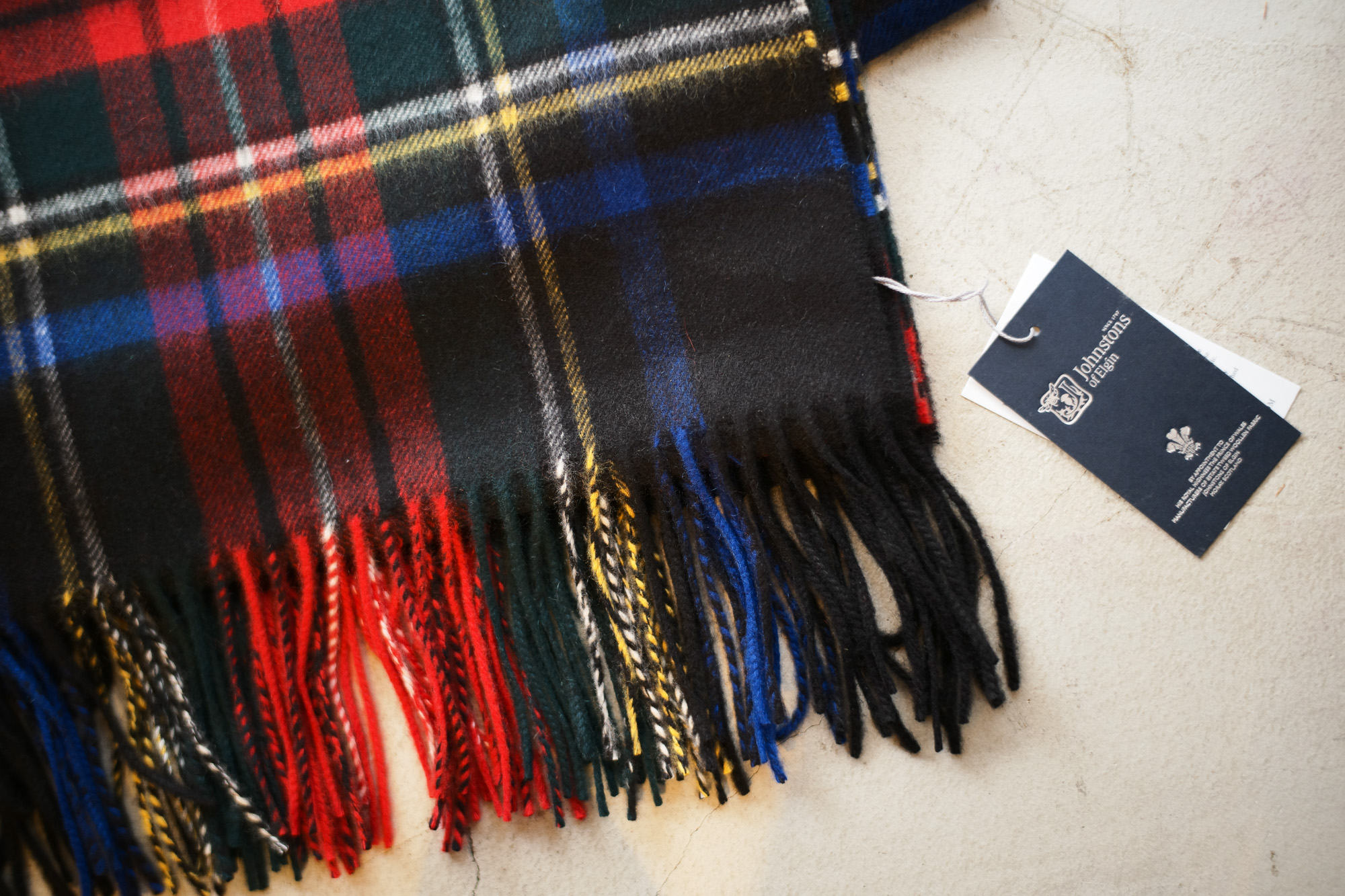 参考にお買い物♪ Johnstons カシミア100% 大判ストール Black