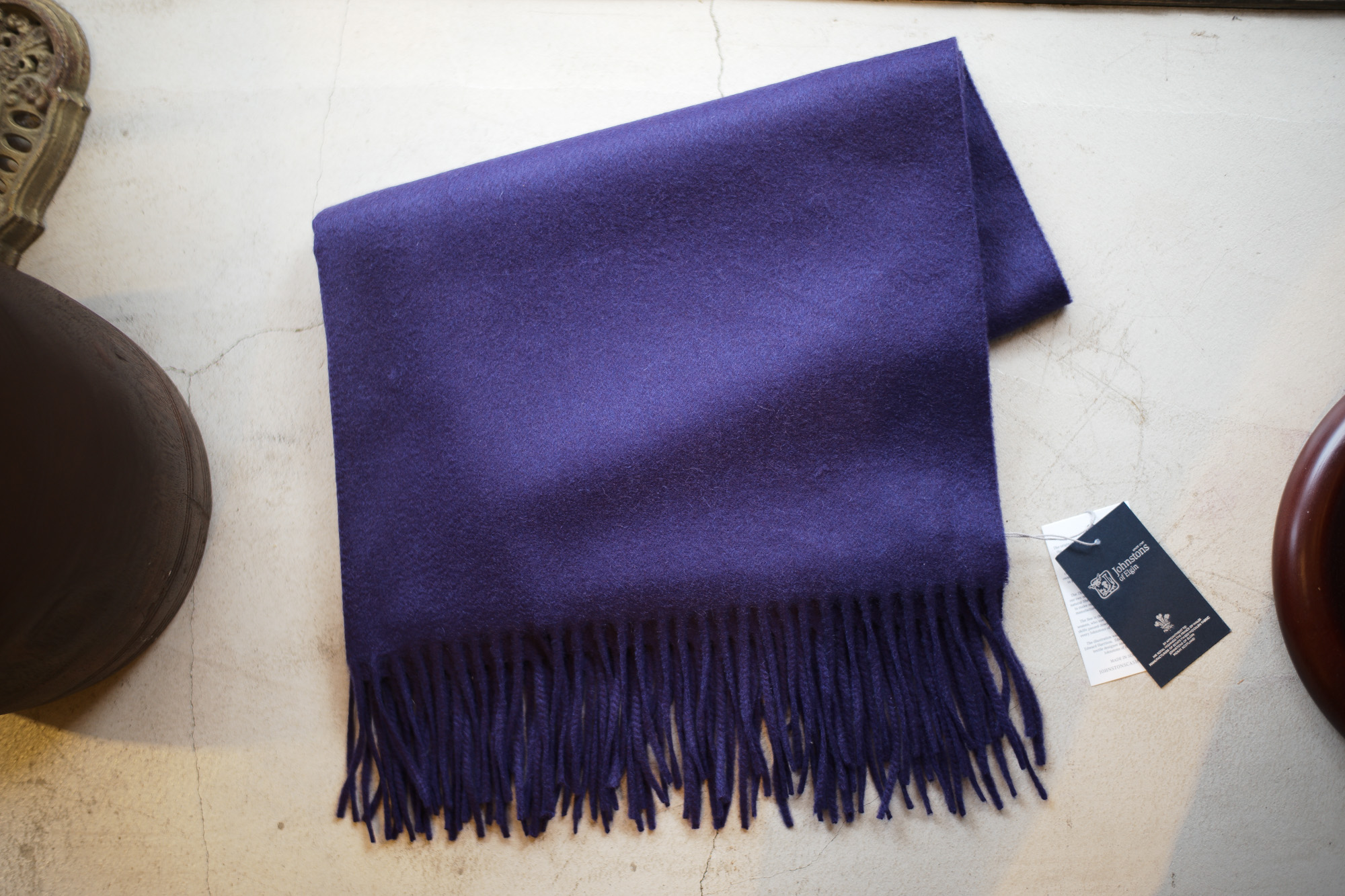 Johnstons (ジョンストンズ) WA56 STOLE Cashmere 100% カシミア 大判 ストール ROYAL PURPLE (ロイヤルパープル・SD7119) Made in Scotland (スコットランド製) 2017 秋冬新作 johnstons 愛知 名古屋 Alto e Diritto アルト エ デリット