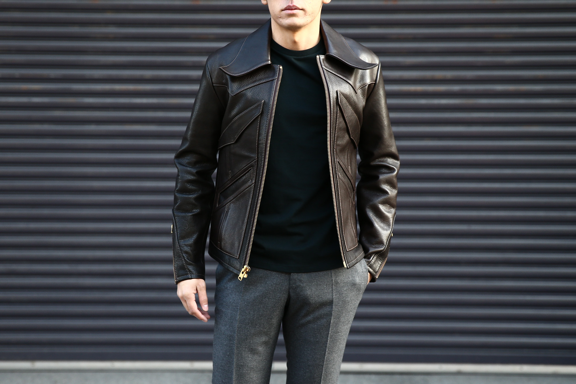 South Paradiso Leather(サウスパラディソレザー) East West イーストウエスト 【WINCHESTER /// ウィンチェスター】 Cow Hide Leather カウハイドレザー レザージャケット DARK BROWN(ダークブラウン) MADE IN USA(アメリカ製) のコーディネート画像、 愛知 名古屋 Alto e Diritto アルト エ デリット サウスパラディソ パラディソ レザー ヴィンテージ ビンテージ