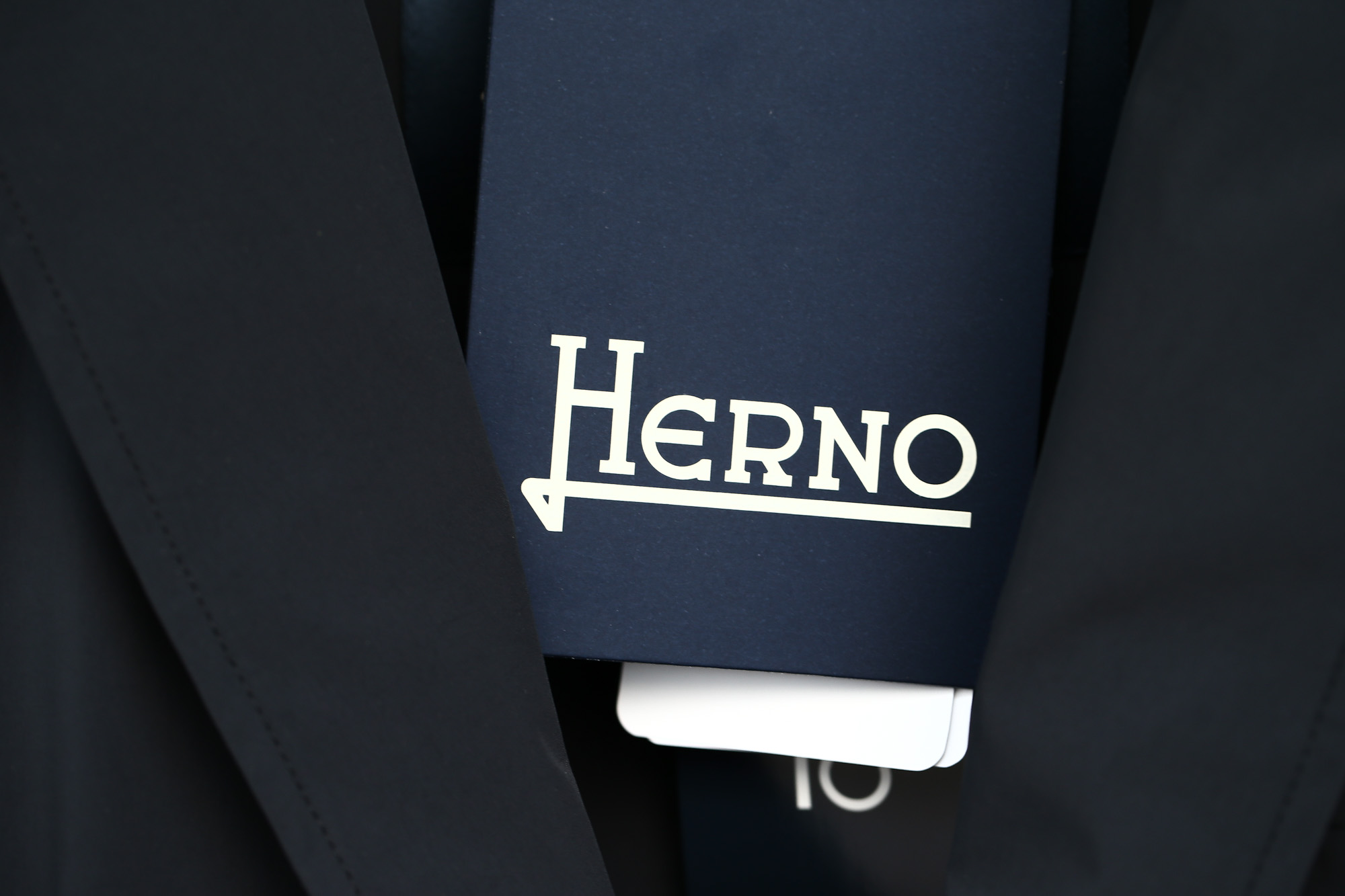 HERNO (ヘルノ) GA0069U Stretch Nylon Jacket (ストレッチ ナイロン ジャケット) 撥水ナイロン 2Bジャケット BLACK (ブラック・9300) Made in italy (イタリア製) 2018 春夏新作 愛知 名古屋 Alto e Diritto アルト エ デリット 42,44,46,48,50,52,54