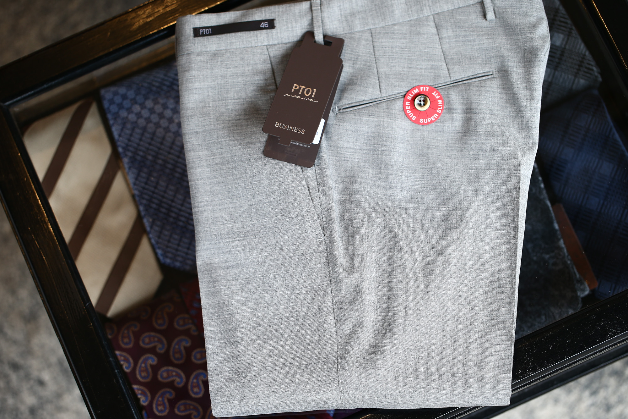 PT01 (ピーティーゼロウーノ) BUSINESS SUPER SLIM FIT (スーパースリムフィット) ストレッチ トロピカル サマーウール スラックス GRAY (グレー・0230) 2018 春夏新作 pt01 ピーティー 愛知 名古屋 Alto e Diritto アルト エ デリット