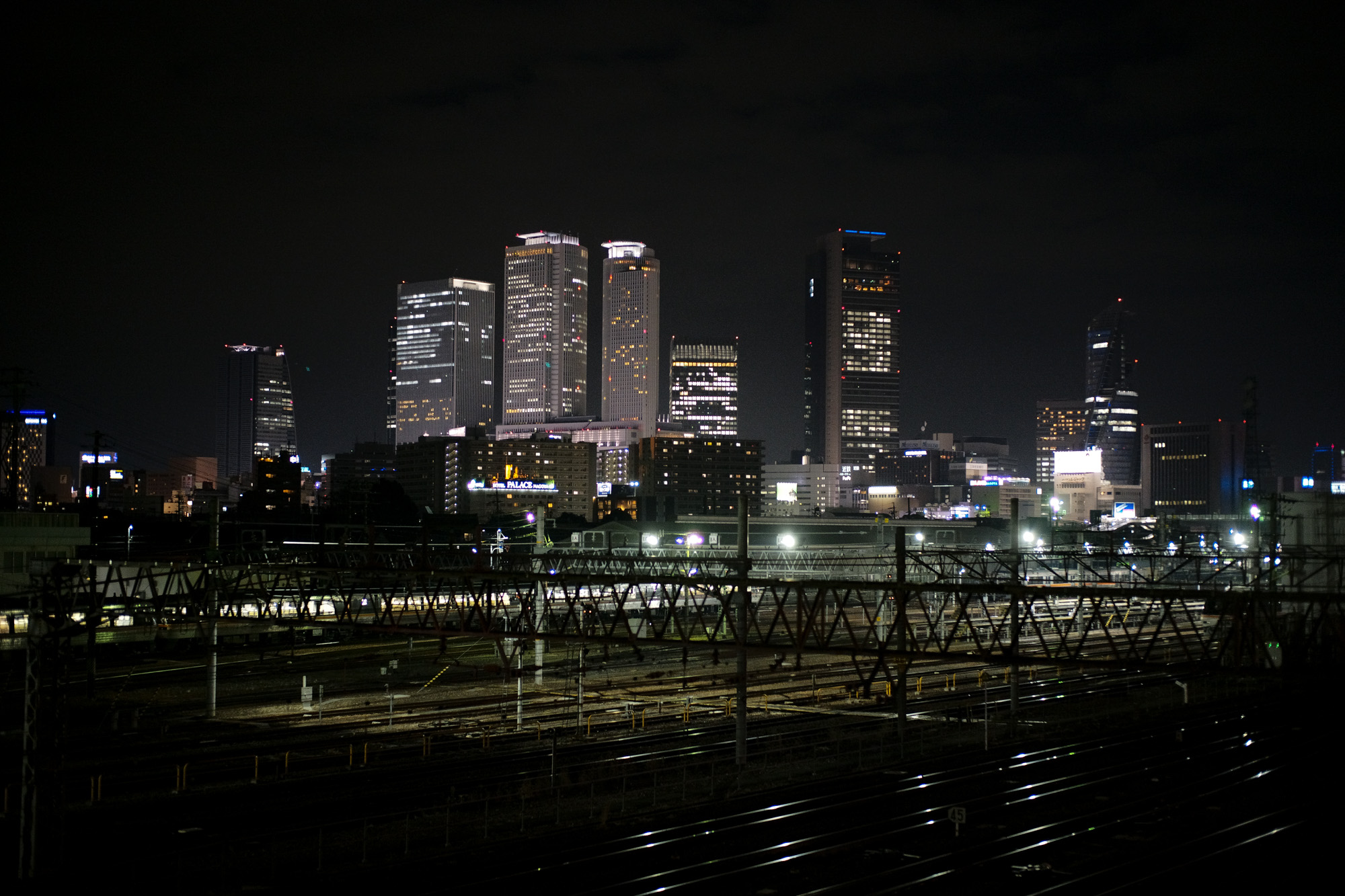 2018.1/15-1/21  ///【LEICA M10 + SUMMILUX-M F1.4/50mm ASPH , SUMMICRON-L F2/50mm 1999年製】愛知 名古屋 Alto e Diritto アルト エ デリット 洋服屋 セレクトショップ チョコちゃん ミニチュアダックス wh wh0300 ダブルモンク chromehearts 干場スペシャル ダブルエイチ 坪内浩氏サイン入り 干場義雅氏サイン入り でら名駅 名古屋駅 ペルシャ絨毯 高級毛ばたき pt01 3922ボナフェ boowy boowy1224 porche 911 911カレラs カレラs ポルシェ マカンターボ  レザーキング leatherking 999km　洗車　whitesboots fray フライ エンツォボナフェ オーダー会 enzobonafe ダニエルボブ　ミュージアムカーフ バルモラルブーツ グレスラ祭り