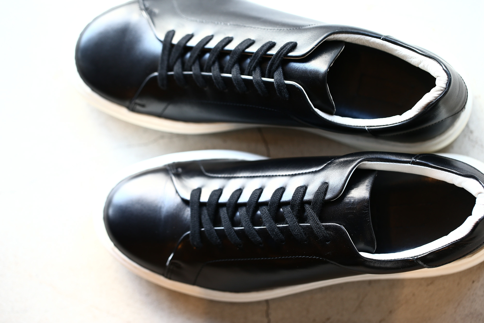 PATRICK(パトリック) 【CRUISE LINE / クルーズライン】 GENOVA (ジェノバ) Annonay Vocalou Calf Leather (アノネイ社 ボカルーカーフ レザー) ローカット レザー スニーカー BLACK (ブラック・BLK) MADE IN JAPAN(日本製) 【1st コレクション // 復刻モデル】【スペシャル限定モデル】 patrick パトリック cruiseline クルーズライン 愛知 名古屋 Alto e Diritto アルト エ デリット 干場義雅　坪内浩