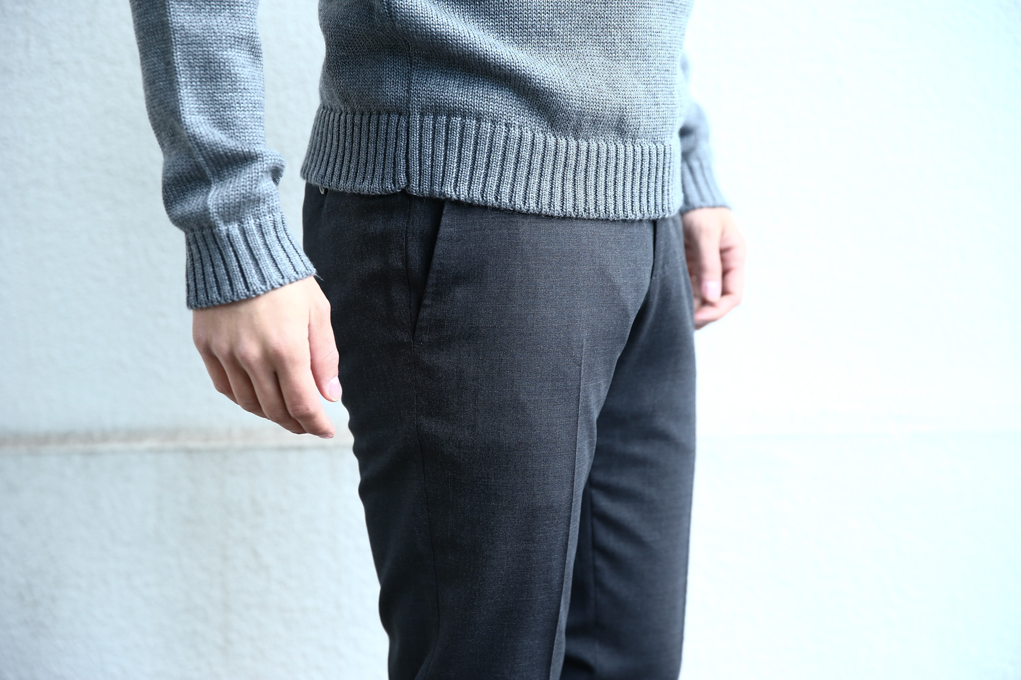 【PT01 / ピーティーゼロウーノ】 BUSINESS SUPER SLIM FIT (スーパースリムフィット) ストレッチ トロピカル サマーウール スラックス CHARCOAL GRAY (チャコールグレー・0255) 2018 春夏新作 pt01 ピーティー 愛知 名古屋 Alto e Diritto アルト エ デリット