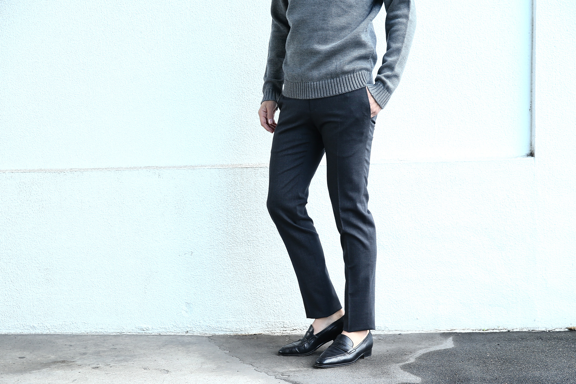 【PT01 / ピーティーゼロウーノ】 BUSINESS SUPER SLIM FIT (スーパースリムフィット) ストレッチ トロピカル サマーウール スラックス CHARCOAL GRAY (チャコールグレー・0255) 2018 春夏新作 pt01 ピーティー 愛知 名古屋 Alto e Diritto アルト エ デリット