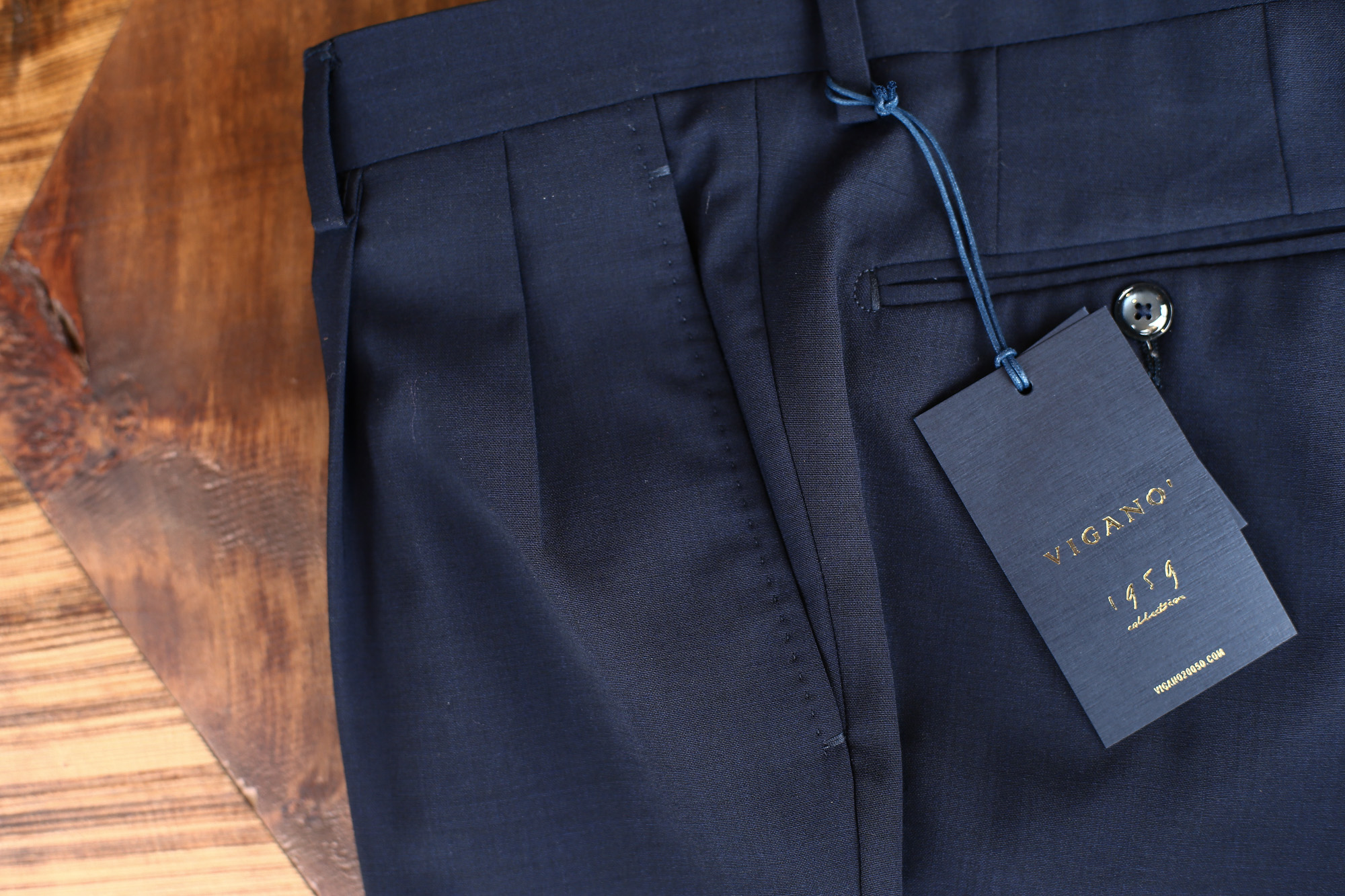 VIGANO (ヴィガーノ) WASHABLE SLACKS (ウォッシャブル スラックス) ウォッシャブル トロピカルウール テーパード 2プリーツ パンツ NAVY (ネイビー・880) 2018 春夏新作 vigano ヴィガーノ 愛知 名古屋 Alto e Diritto アルト エ デリット スラックス グレスラ ネイビースラックス