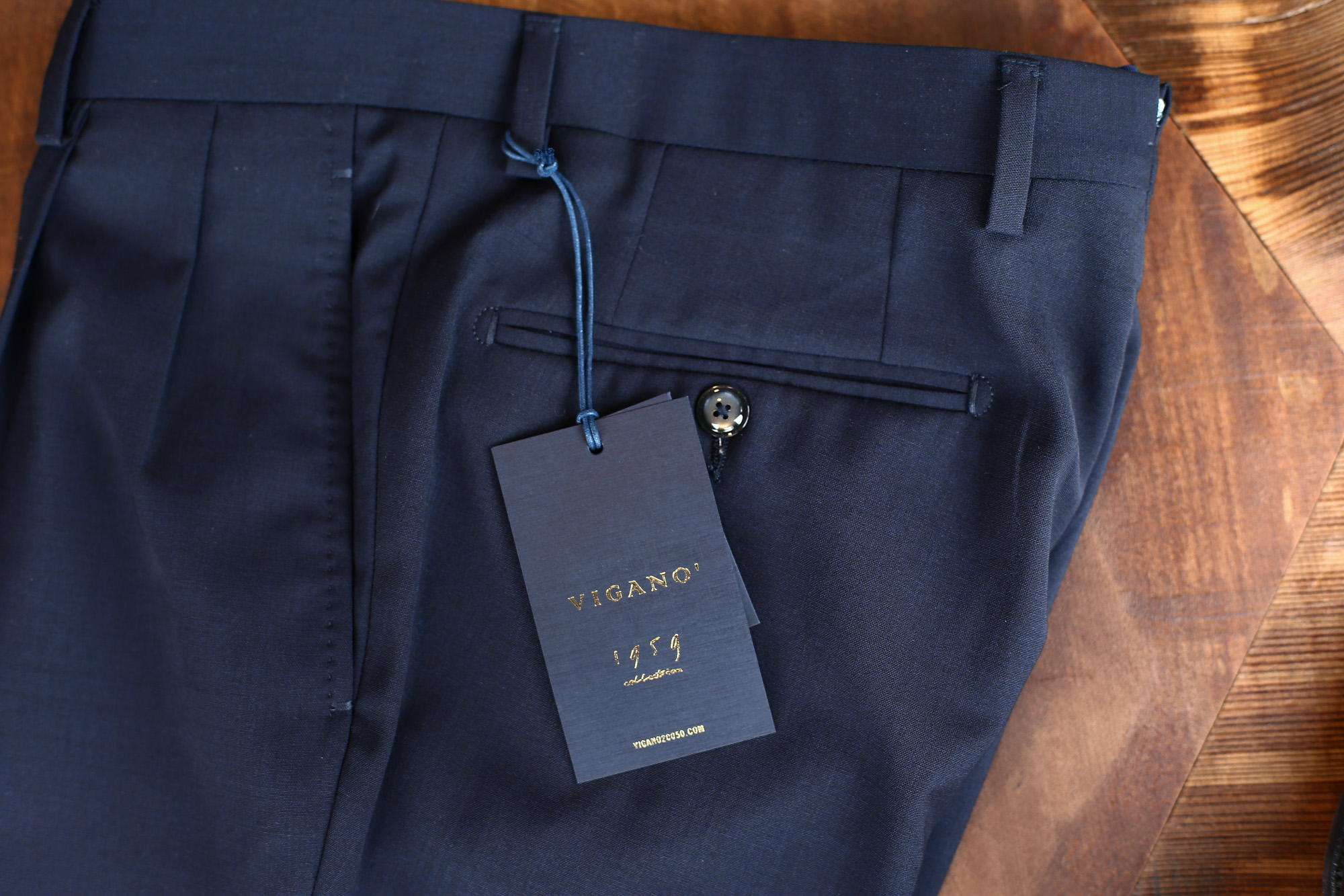 VIGANO (ヴィガーノ) WASHABLE SLACKS (ウォッシャブル スラックス) ウォッシャブル トロピカルウール テーパード 2プリーツ パンツ NAVY (ネイビー・880) 2018 春夏新作 vigano ヴィガーノ 愛知 名古屋 Alto e Diritto アルト エ デリット スラックス グレスラ ネイビースラックス