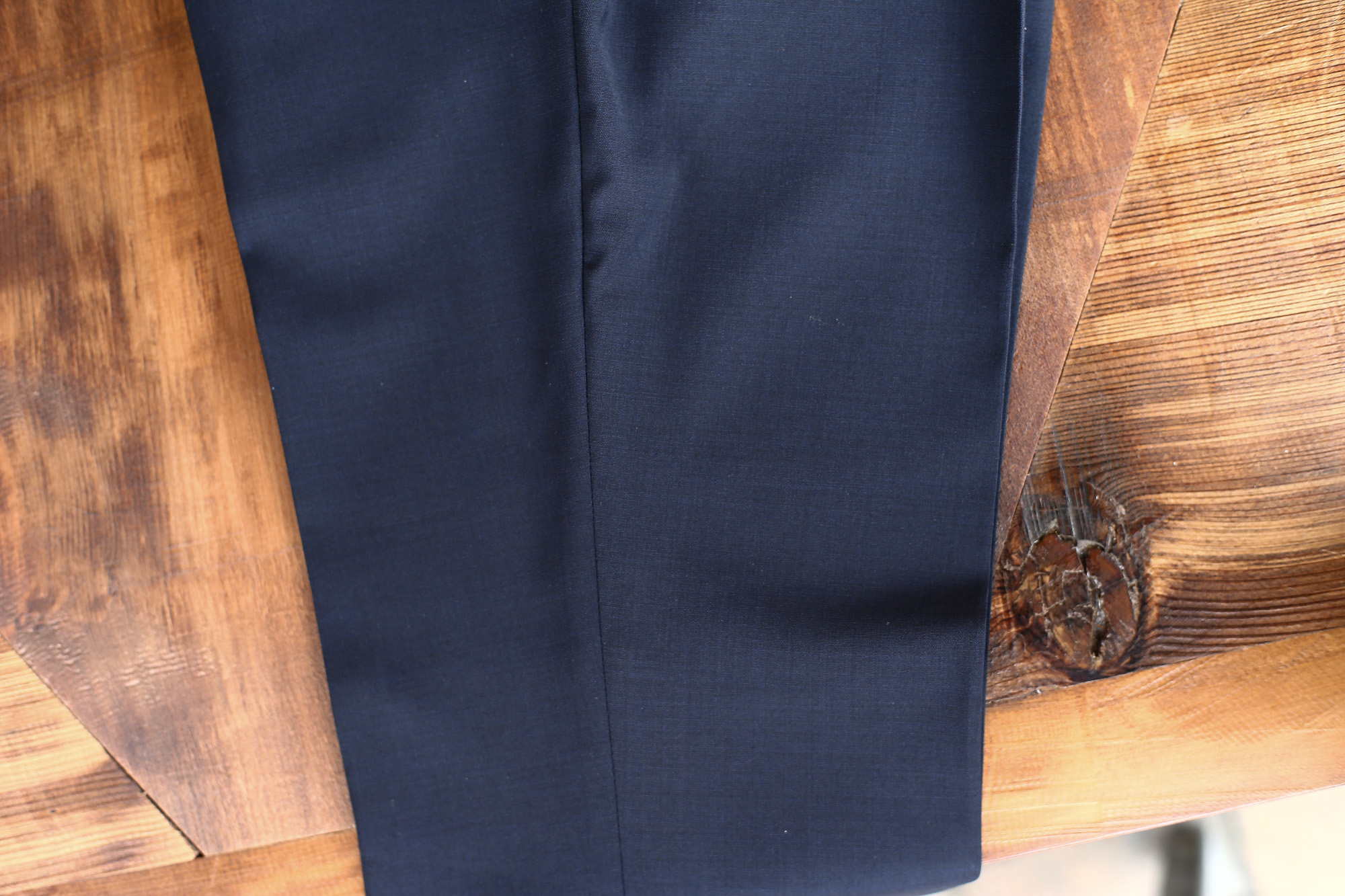 VIGANO (ヴィガーノ) WASHABLE SLACKS (ウォッシャブル スラックス) ウォッシャブル トロピカルウール テーパード 2プリーツ パンツ NAVY (ネイビー・880) 2018 春夏新作 vigano ヴィガーノ 愛知 名古屋 Alto e Diritto アルト エ デリット スラックス グレスラ ネイビースラックス