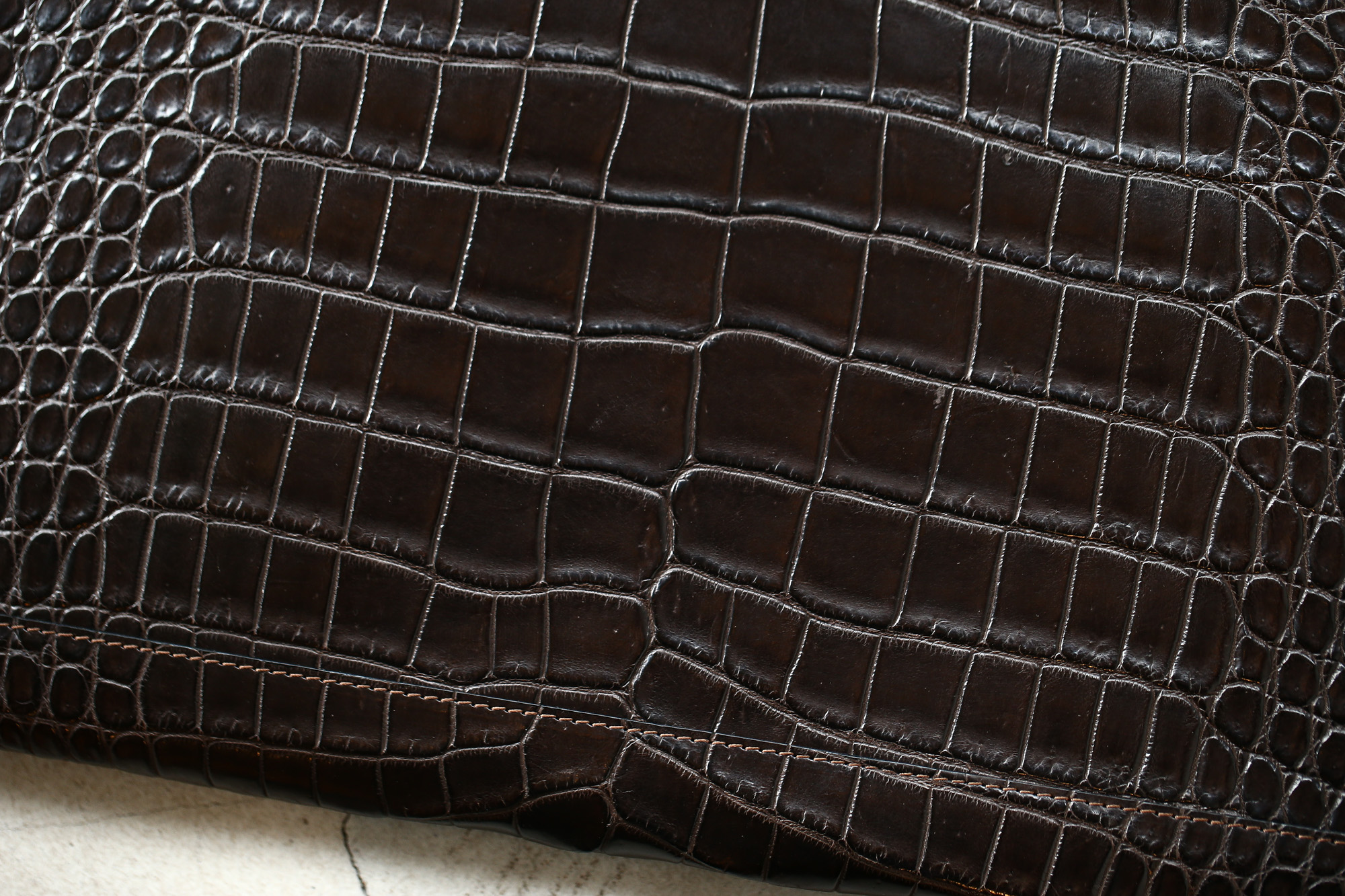 Cisei × 山本製鞄 (シセイ × 山本製鞄) Crocodile Document Case Large (クロコダイル ドキュメントケース ラージ) Nile Crocodile Leather (ワニ革) ナイル クロコダイル クラッチバッグ BLACK(ブラック),NAVY(ネイビー),BROWN(ブラウン)  Made in Japan (日本製)  cisei yamamotoseiho トートバック クロコ 愛知 名古屋 Alto e Diritto アルト エ デリット