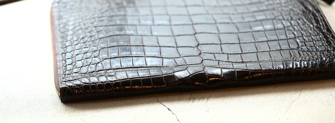 Cisei × 山本製鞄 (シセイ × 山本製鞄) Crocodile Document Case Large (クロコダイル ドキュメントケース ラージ) Nile Crocodile Leather (ワニ革) ナイル クロコダイル クラッチバッグ BLACK(ブラック),NAVY(ネイビー),BROWN(ブラウン) Made in Japan (日本製) cisei yamamotoseiho トートバック クロコ 愛知 名古屋 ZODIAC ゾディアック