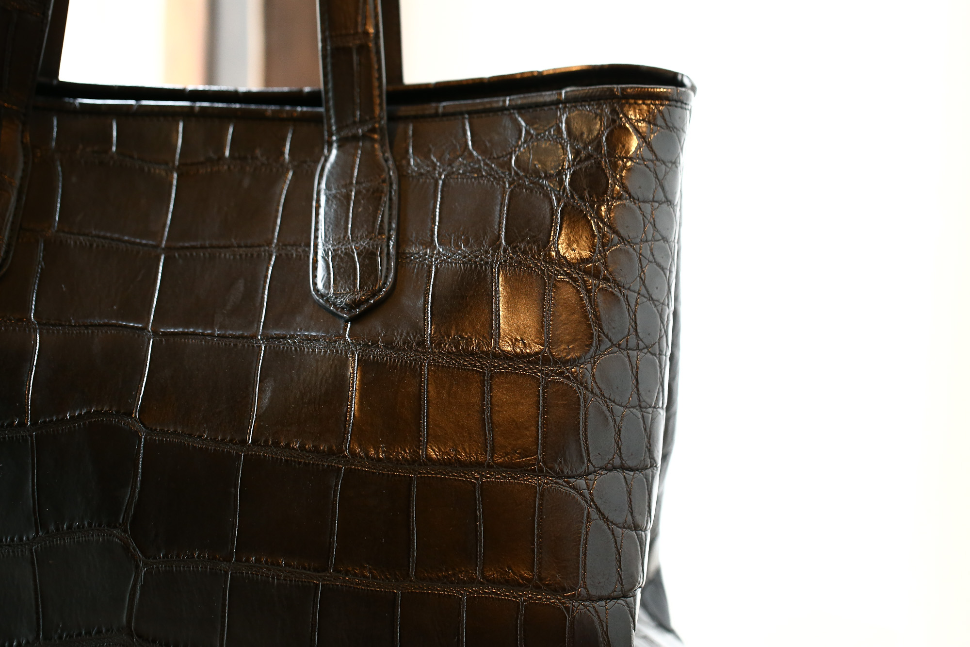 Cisei × 山本製鞄 (シセイ × 山本製鞄) Crocodile Tote Bag Large (クロコダイル トートバッグ ラージ) Large Crocodile Leather (ワニ革) ラージクロコダイル トート バッグ BLACK(ブラック),NAVY(ネイビー),BROWN(ブラウン) Made in Japan (日本製) cisei yamamotoseiho トートバック クロコ 愛知 名古屋 Alto e Diritto アルト エ デリット