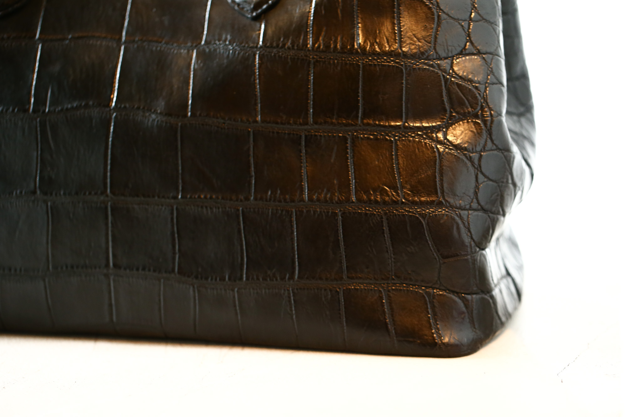 Cisei × 山本製鞄 (シセイ × 山本製鞄) Crocodile Tote Bag Large (クロコダイル トートバッグ ラージ) Large Crocodile Leather (ワニ革) ラージクロコダイル トート バッグ BLACK(ブラック),NAVY(ネイビー),BROWN(ブラウン) Made in Japan (日本製) cisei yamamotoseiho トートバック クロコ 愛知 名古屋 Alto e Diritto アルト エ デリット