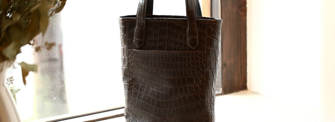 Cisei × 山本製鞄 (シセイ × 山本製鞄) Crocodile Tote Bag Small (クロコダイル トートバッグ スモール) Nile Crocodile Leather (ワニ革) ナイル クロコダイル トート バッグ BLACK(ブラック),NAVY(ネイビー),BROWN(ブラウン) Made in Japan (日本製)のイメージ