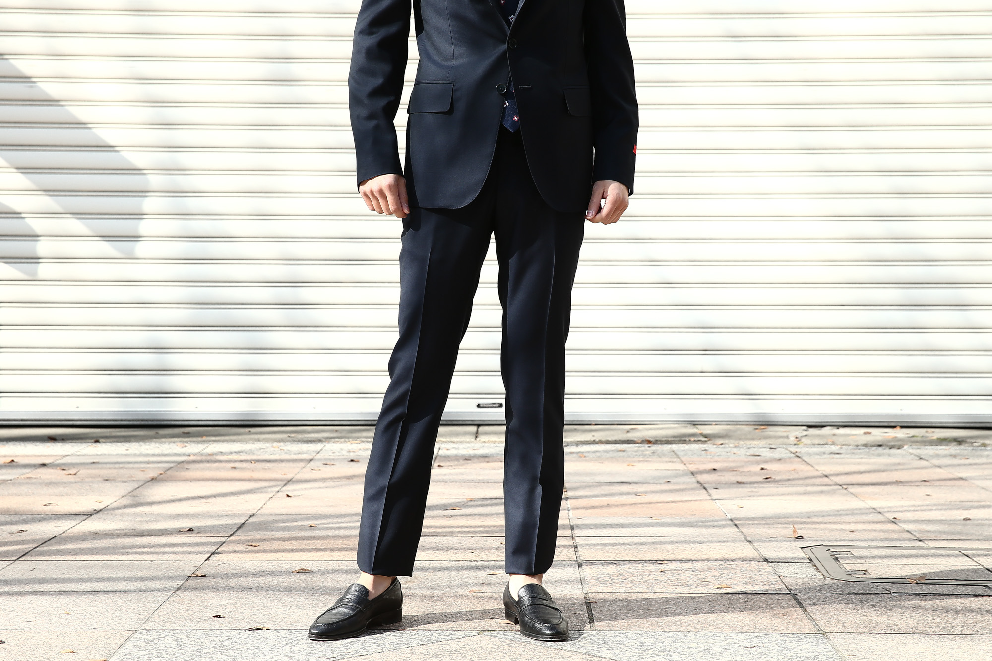 ISAIA (イザイア) 【GREGORY / グレゴリー】 AQUA SPIDER (アクア スパイダー) 撥水 ストレッチ サマーウール 段返り3B スーツ NAVY (ネイビー・800) Made in italy (イタリア製) 2018 春夏新作 isaia イザイア 愛知 名古屋 Alto e Diritto アルト エ デリット スーツ ジャケット 42,44,46,48,50,52,54