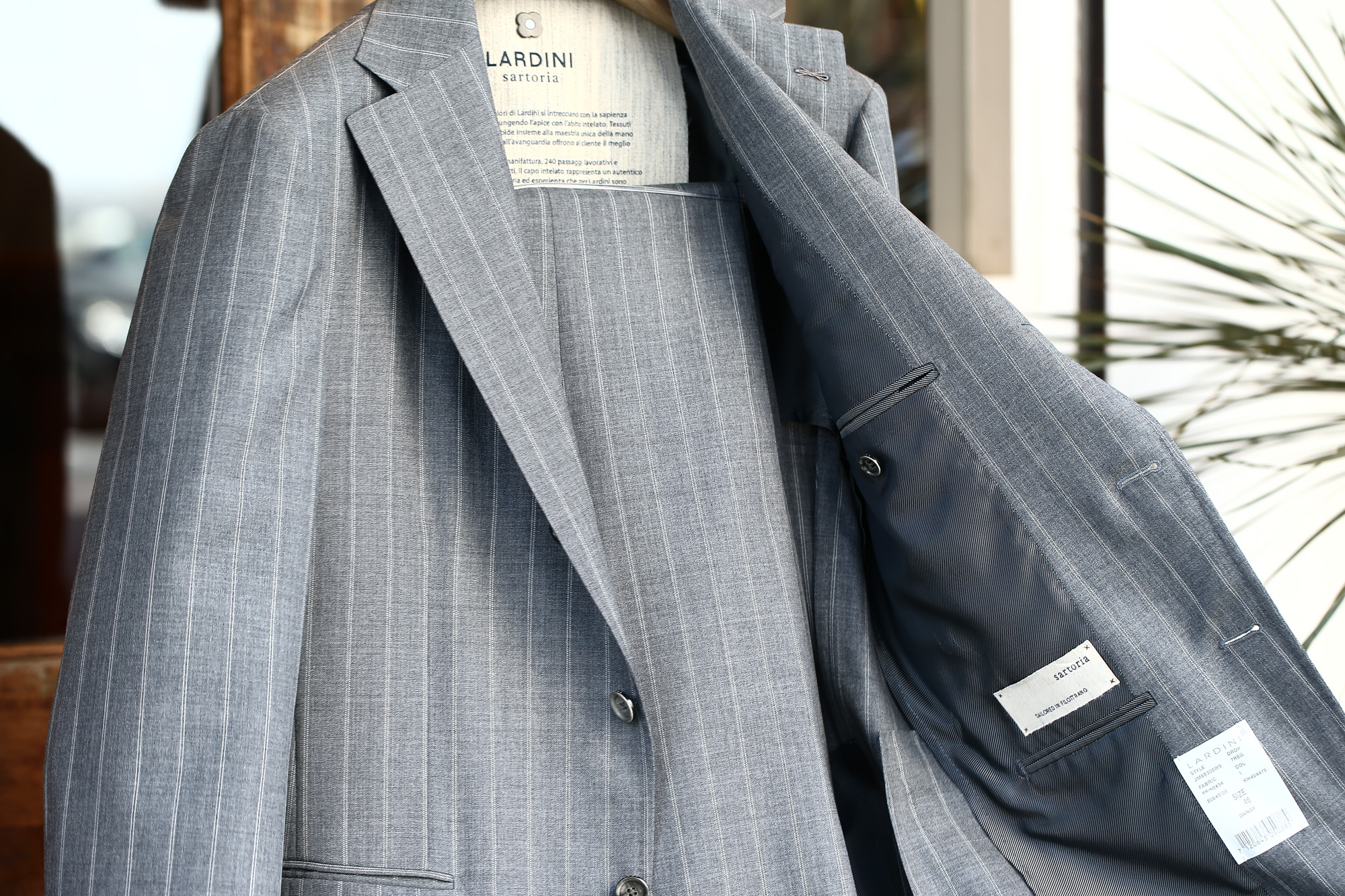 LARDINI (ラルディーニ) SARTORIA (サルトリア) トロピカル サマーウール 段返り3B ダブルピンストライプ スーツ GRAY (グレー・1) 2018 春夏新作 lardini 愛知 名古屋 Alto e Diritto アルト エ デリット スーツ ジャケット