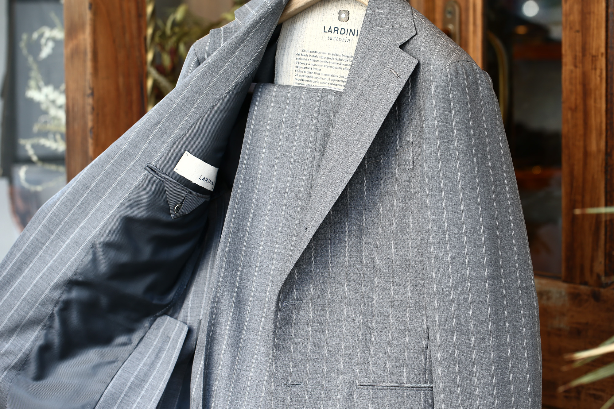 LARDINI (ラルディーニ) SARTORIA (サルトリア) トロピカル サマーウール 段返り3B ダブルピンストライプ スーツ GRAY (グレー・1) 2018 春夏新作 lardini 愛知 名古屋 Alto e Diritto アルト エ デリット スーツ ジャケット