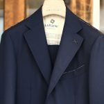 LARDINI (ラルディーニ) SARTORIA (サルトリア) トロピカル サマーウール 段返り3B サマー スーツ NAVY (ネイビー・5) Made in italy (イタリア製) 2018 春夏新作のイメージ