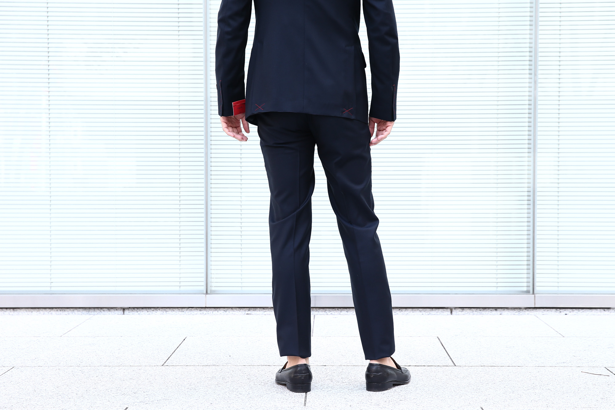 ISAIA (イザイア) 【GREGORY / グレゴリー】 AQUA SPIDER (アクア スパイダー) 撥水 ストレッチ サマーウール 段返り3B スーツ NAVY (ネイビー・800) Made in italy (イタリア製) 2018 春夏新作 isaia イザイア 愛知 名古屋 Alto e Diritto アルト エ デリット スーツ ジャケット 42,44,46,48,50,52,54