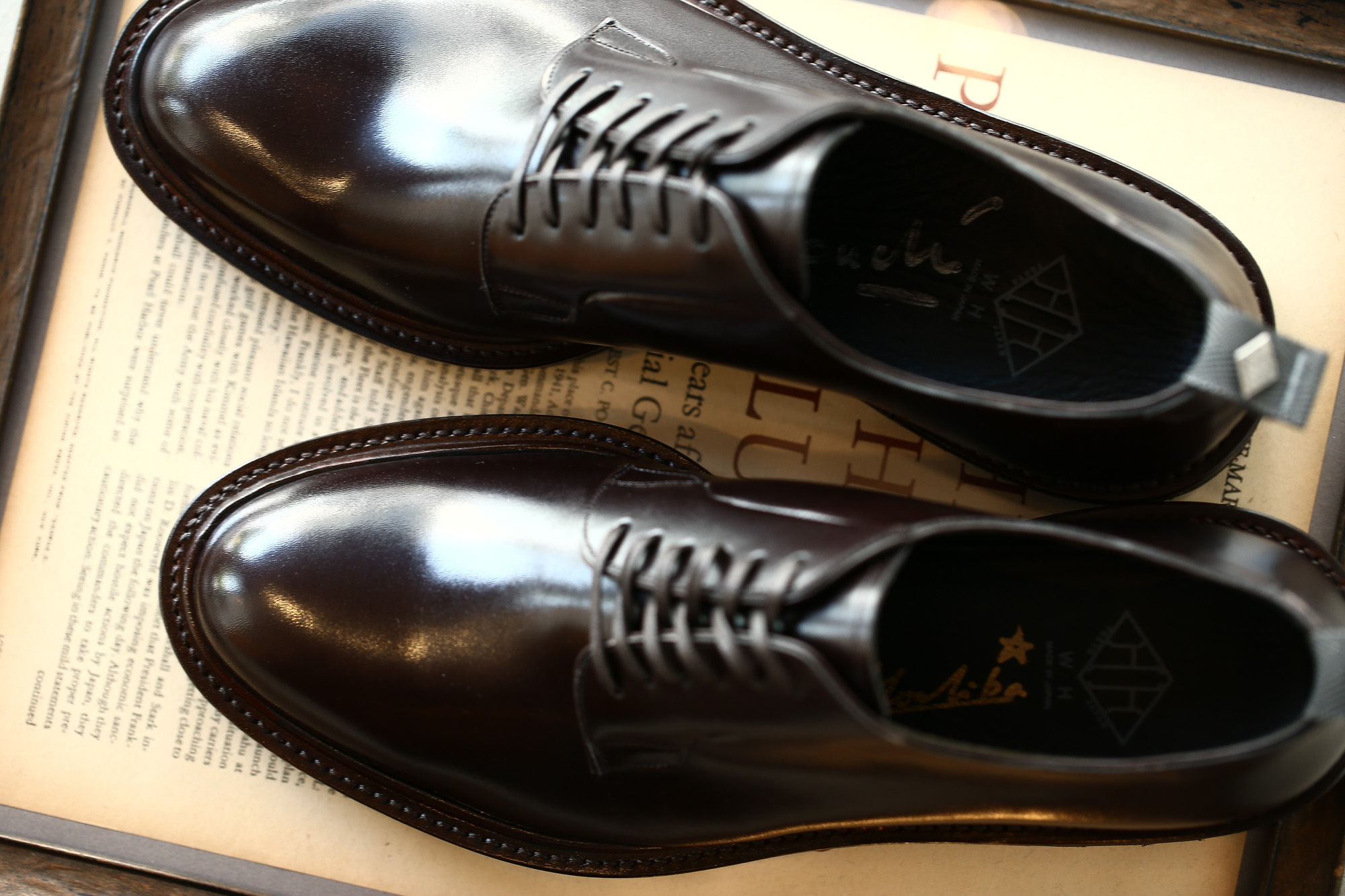 WH(ダブルエイチ) WH-0001(WHS-0001) Plane Toe Shoes (干場氏 スペシャル モデル) Cruise Last (クルーズラスト) ANNONAY Vocalou Calf Leather プレーントゥシューズ DARK BROWN (ダークブラウン) MADE IN JAPAN(日本製) 2018 春夏新作   【干場氏、坪内氏の直筆サイン入り】【Alto e Diritto限定 スペシャルアイテム】wh 干場さん 干場スペシャル FORZASTYLE フォルザスタイル 愛知 名古屋 Alto e Diritto アルト エ デリット