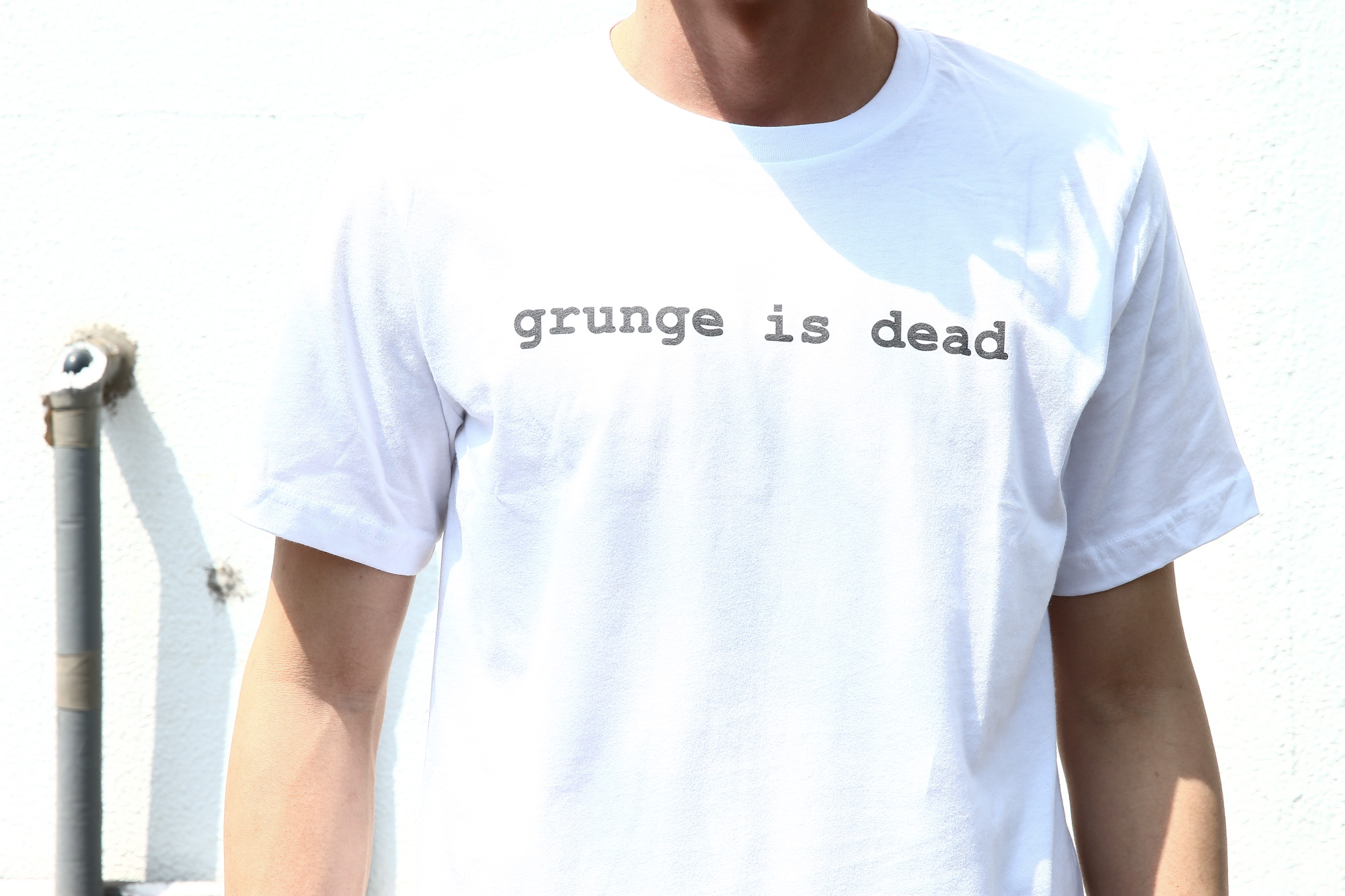 WORN FREE (ウォーンフリー) grunge is dead. Nirvana(ニルヴァーナ) Kurt Cobain(カート