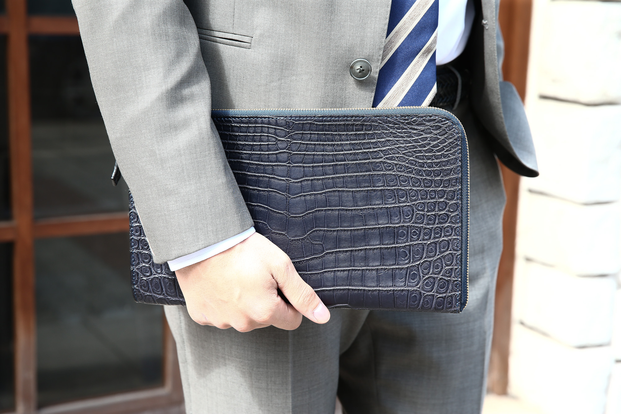 Cisei × 山本製鞄 (シセイ × 山本製鞄) Crocodile Document Case Small (クロコダイル ドキュメントケース スモール) Nile Crocodile Leather (ワニ革) ナイル クロコダイル クラッチバッグ BLACK(ブラック),NAVY(ネイビー),BROWN(ブラウン)  Made in Japan (日本製) cisei yamamotoseiho トートバック クロコ 愛知 名古屋 Alto e Diritto アルト エ デリット