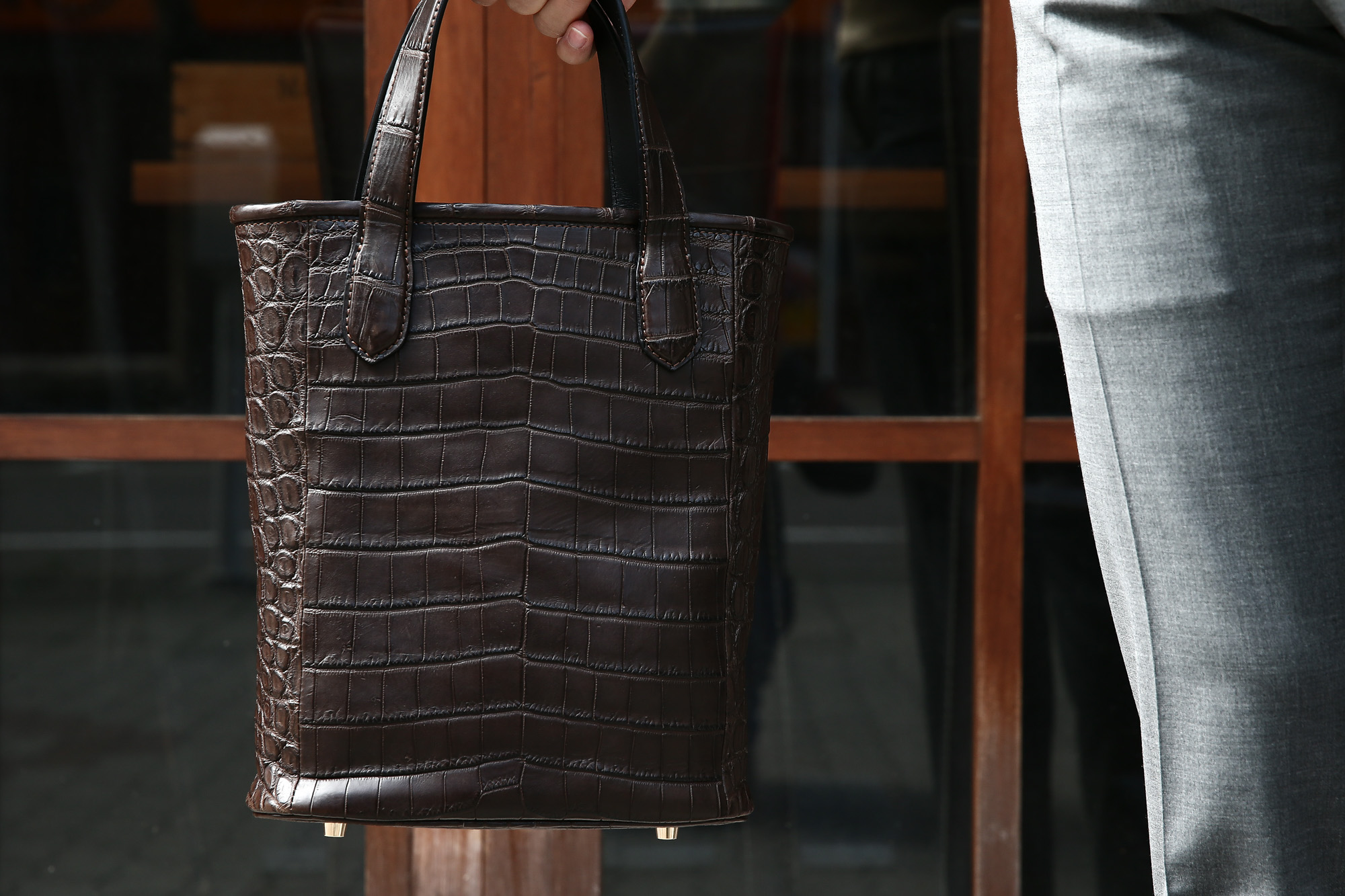 Cisei × 山本製鞄 (シセイ × 山本製鞄) Crocodile Tote Bag Small (クロコダイル トートバッグ スモール) Nile Crocodile Leather (ワニ革) ナイル クロコダイル トート バッグ BLACK(ブラック),NAVY(ネイビー),BROWN(ブラウン) Made in Japan (日本製) cisei yamamotoseiho トートバック クロコ 愛知 名古屋