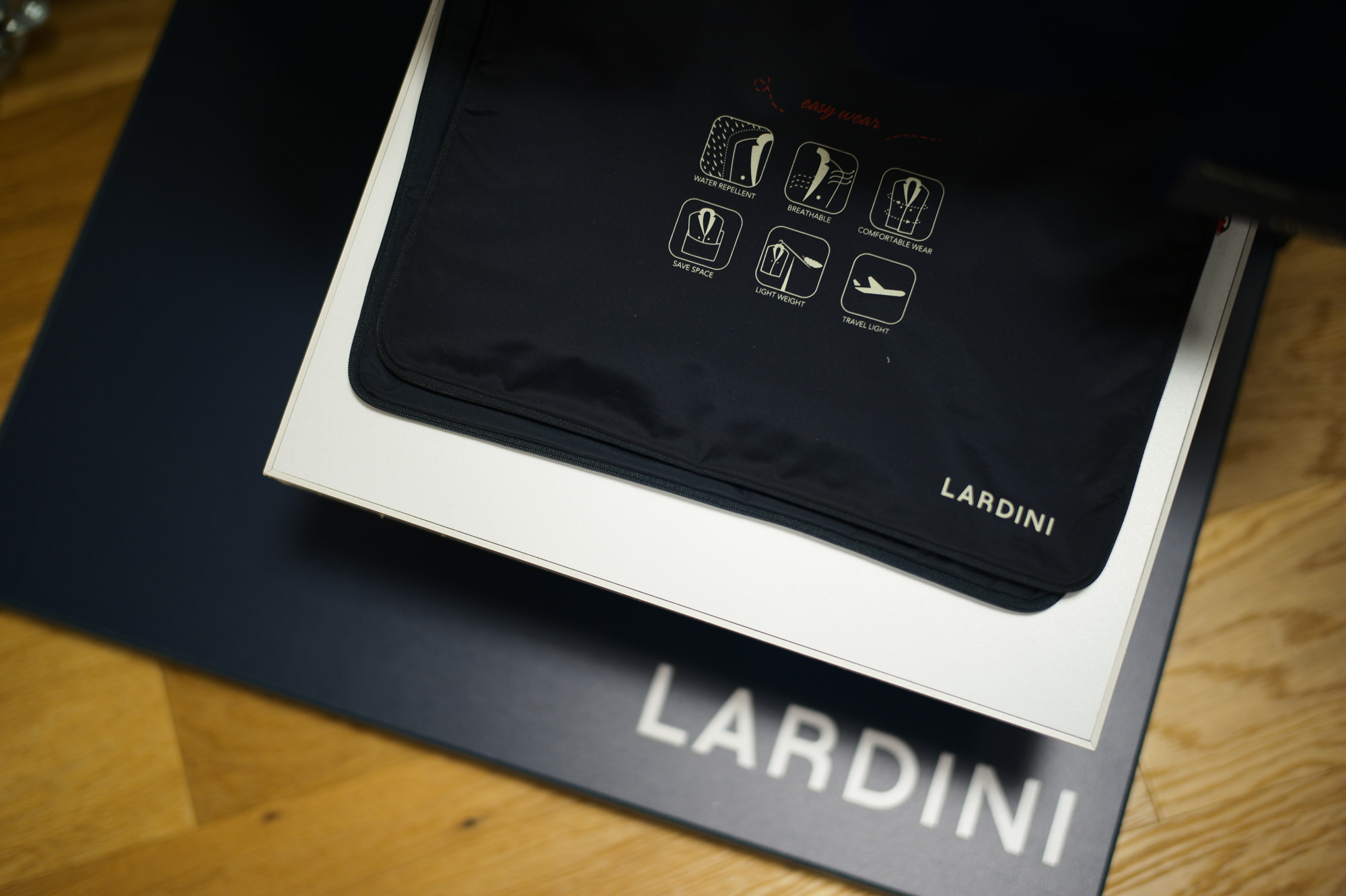 LARDINI / ラルディーニ (2019 春夏 プレ展示会) lardini スーツ ジャケット ルイジラルディーニ 愛知 名古屋 Alto e Diritto アルト エ デリット チェスターコート チェスター シングルチェスター ダブル コート ニットジャケット ジャケット