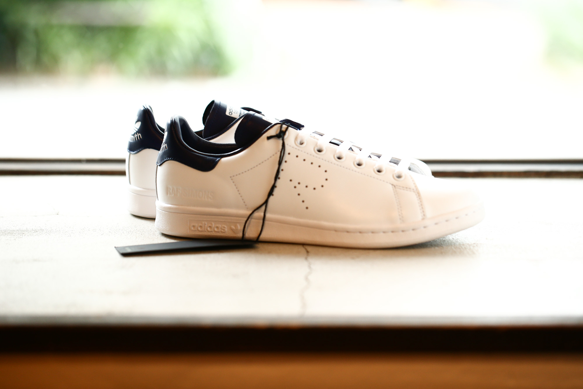 adidas by RAF SIMONS (アディダス バイ ラフシモンズ) RS STAN SMITH (RS スタンスミス) B22543 レザー スニーカー FTWWHT/NGTSKY/FTWWHT (ホワイト / ネイビー) 2018 春夏新作 adidas rafsimons ラフシモンズ 愛知 名古屋 Alto e Diritto アルト エ デリット alto e dritto アルトエデリット