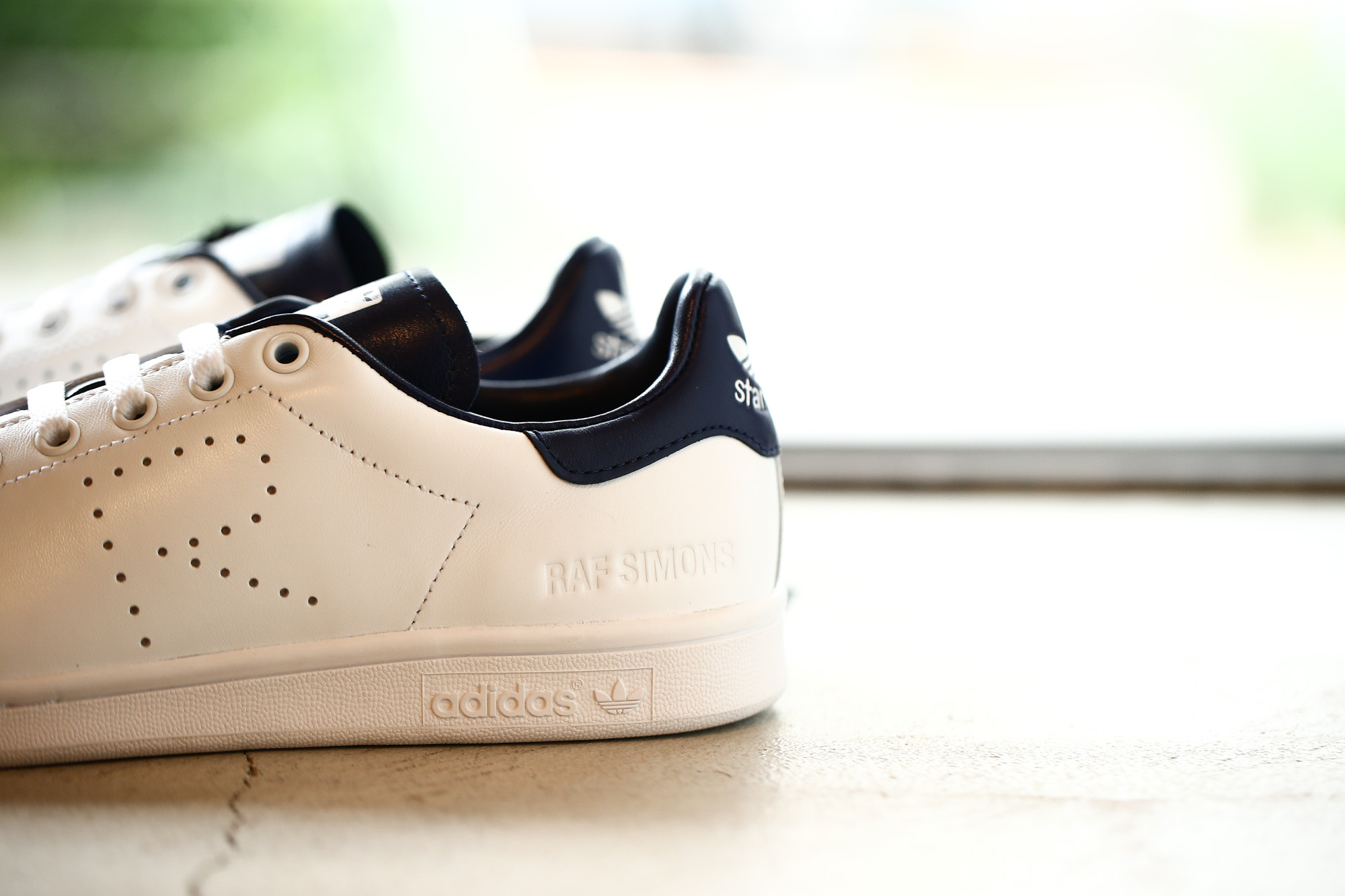 adidas by RAF SIMONS (アディダス バイ ラフシモンズ) RS STAN SMITH (RS スタンスミス) B22543 レザー スニーカー FTWWHT/NGTSKY/FTWWHT (ホワイト / ネイビー) 2018 春夏新作 adidas rafsimons ラフシモンズ 愛知 名古屋 Alto e Diritto アルト エ デリット alto e dritto アルトエデリット