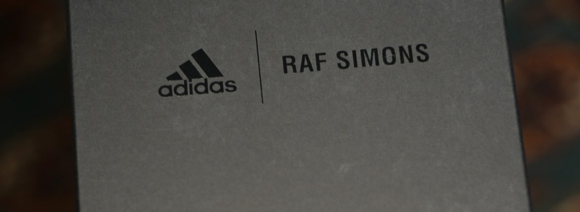 adidas by RAF SIMONS (アディダス バイ ラフシモンズ) RS STAN SMITH (RS スタンスミス) B22543 レザー スニーカー FTWWHT/NGTSKY/FTWWHT (ホワイト / ネイビー) 2018 春夏新作のイメージ