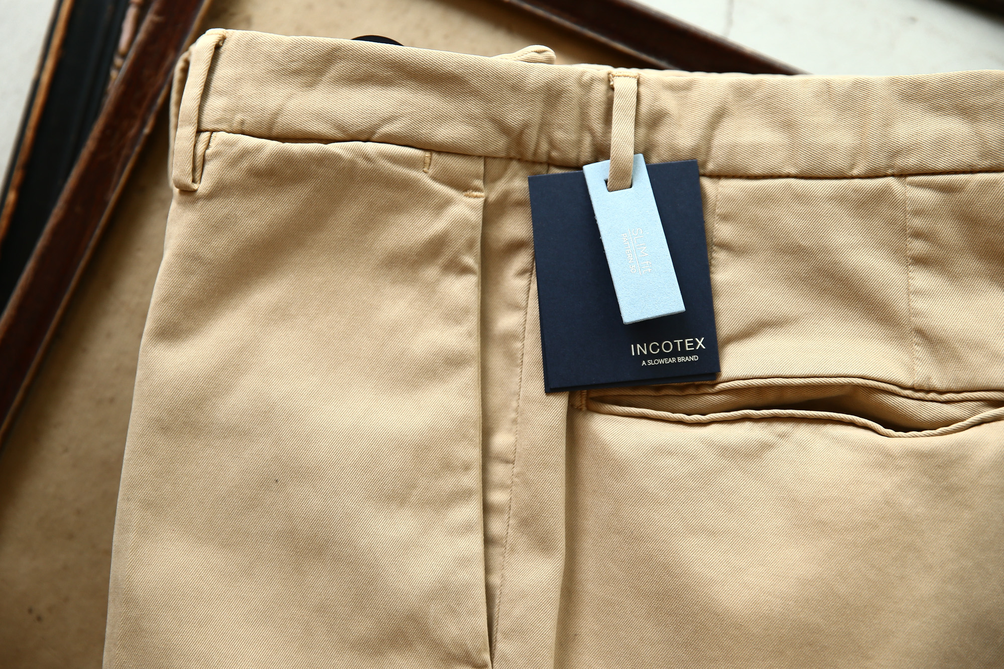 INCOTEX (インコテックス) 1AGW30 SLIM FIT GARMENT DYED COMFORT CHINO コットン ストレッチ スラックス BEIGE (ベージュ・502) 2018 秋冬新作 incotex チノスラックス 愛知 名古屋 Alto e Diritto アルト エ デリット alto e diritto アルトエデリット