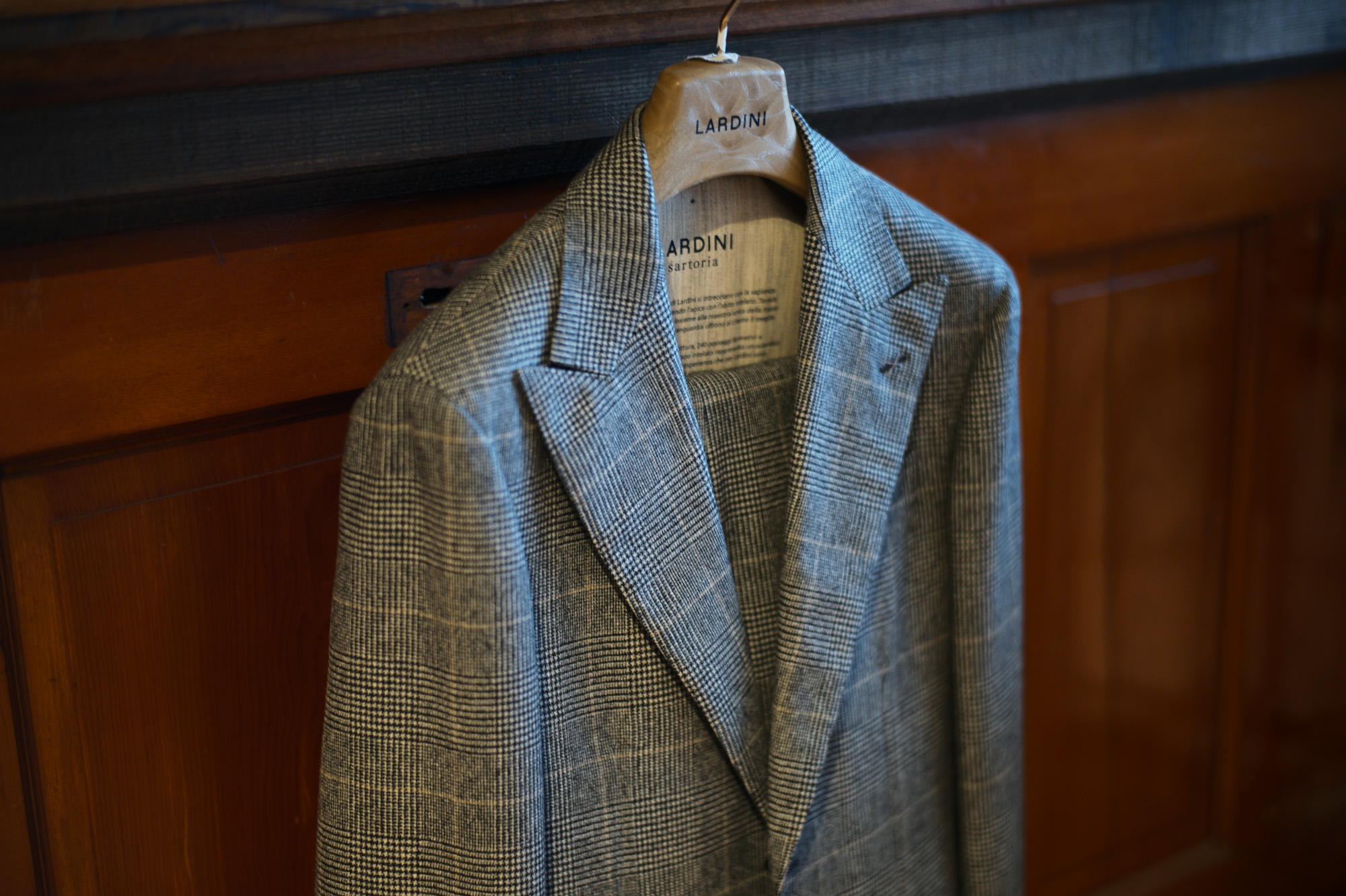 LARDINI (ラルディーニ) SARTORIA (サルトリア) フラノウール生地 ブリティッシュ グレンチェック スーツ GRAY (グレー・11) 2018 秋冬 lardini 愛知 名古屋 Alto e Diritto アルト エ デリット alto ed diritto アルトエデリット altoediritto 