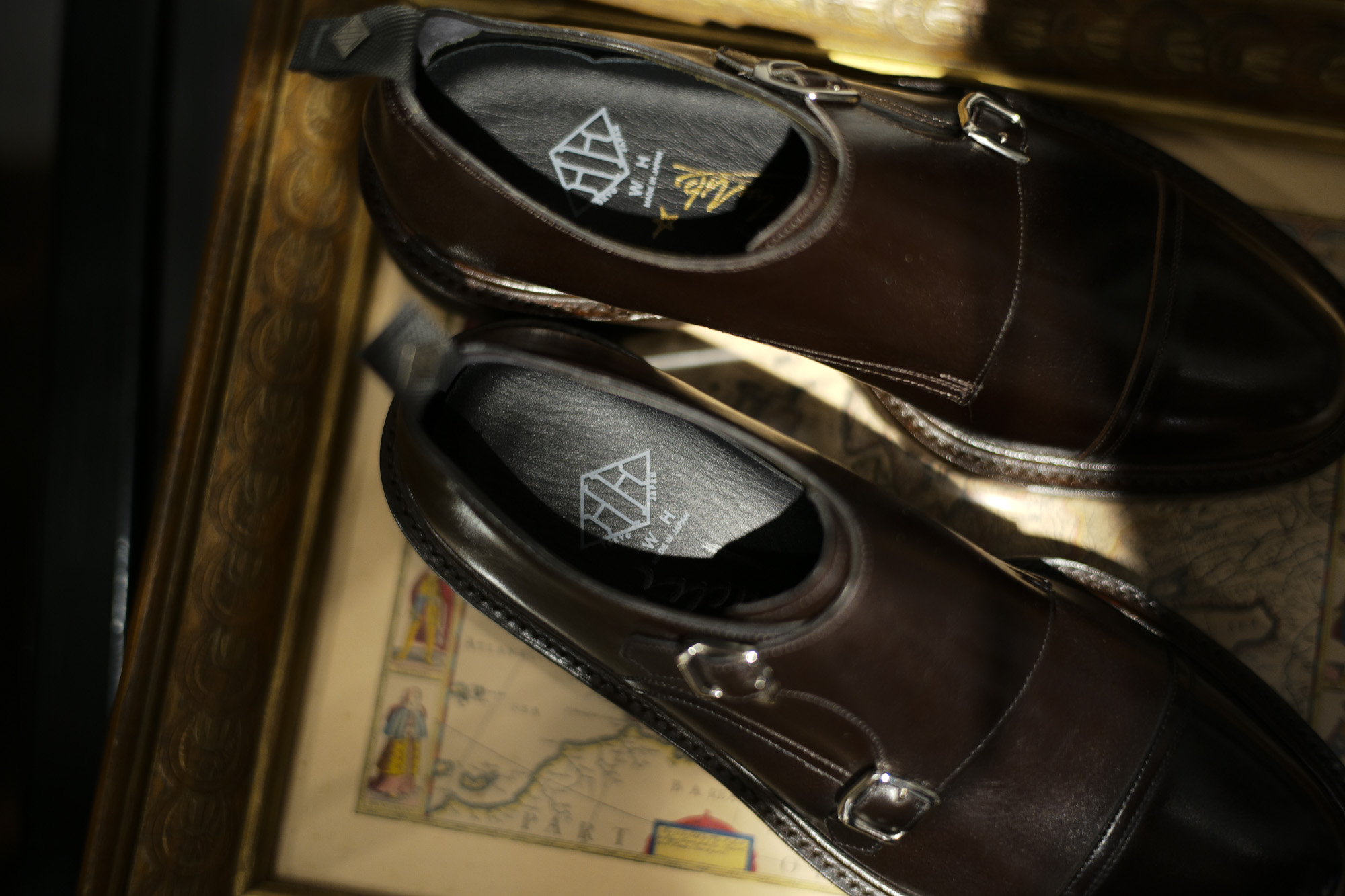 WH (ダブルエイチ) 【WH-0300(WHS-0300)】 Double Monk Strap Shoes (干場氏 スペシャル モデル) Cruise Last (クルーズラスト) ダブルモンクストラップシューズ DARK BROWN(ダークブラウン) MADE IN JAPAN (日本製) 2018 春夏新作 【干場氏、坪内氏の直筆サイン入り】【Alto e Diritto限定 スペシャルアイテム】 wh 干場さん 干場スペシャル FORZASTYLE フォルザスタイル 愛知 名古屋 Alto e Diritto アルト エ デリット