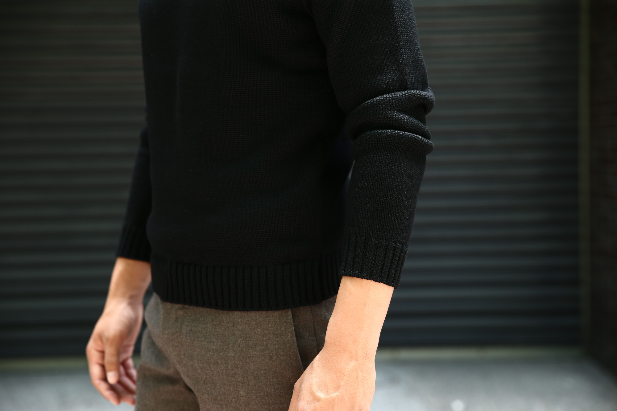 ZANONE (ザノーネ) Crew Neck Sweater (クルーネック セーター) VIRGIN WOOL 100% ミドルゲージ ウールニット セーター BLACK (ブラック・Z0015)  made in italy (イタリア製) 2018 秋冬新作 zanone 愛知 名古屋 Alto e Diritto アルト エ デリット alto e diritto アルトエデリット