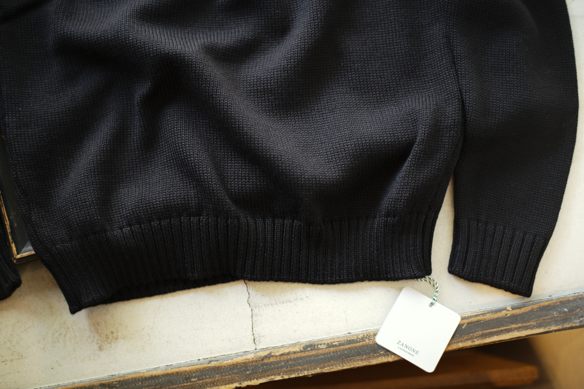 ZANONE (ザノーネ) Crew Neck Sweater (クルーネック セーター) VIRGIN WOOL 100% ミドルゲージ ウールニット セーター BLACK (ブラック・Z0015)  made in italy (イタリア製) 2018 秋冬新作 zanone 愛知 名古屋 Alto e Diritto アルト エ デリット alto e diritto アルトエデリット